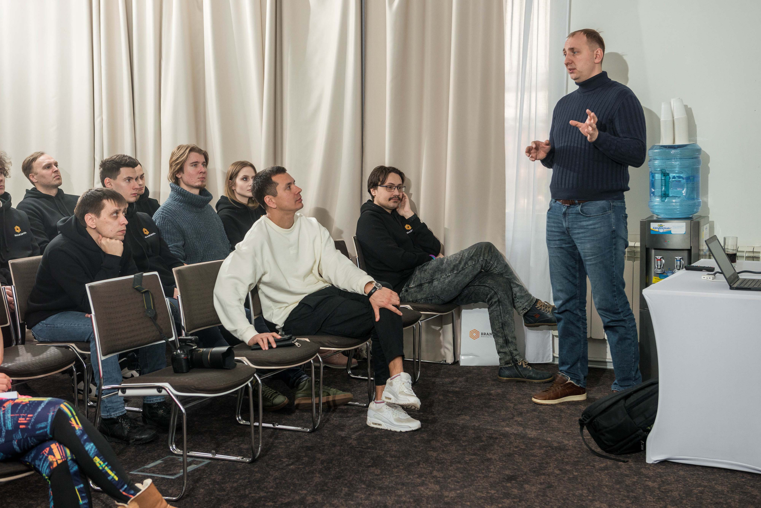 24.12.2021 Brandpol. Свадебный фотограф на Урале Виктор Соколов