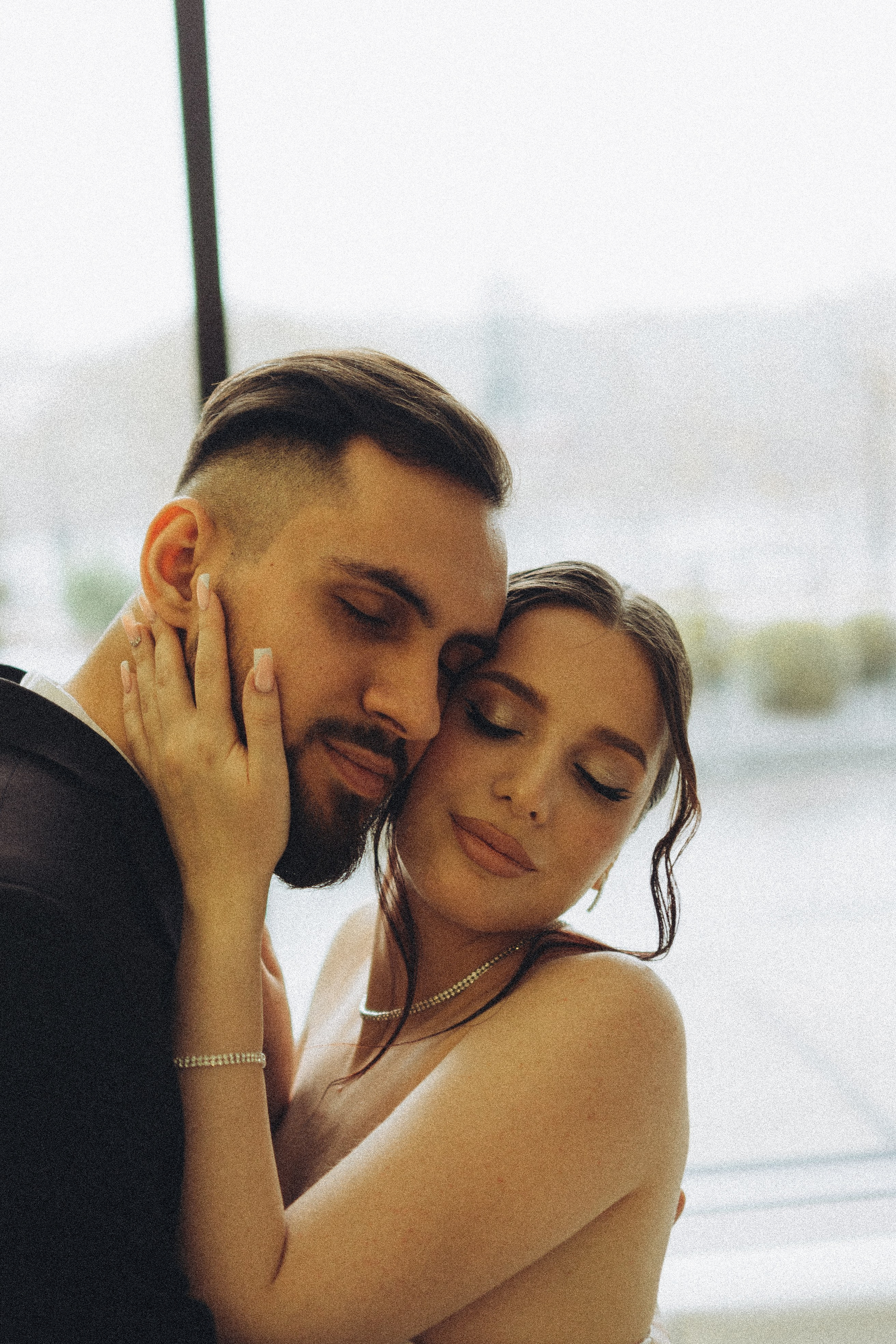 СВАДЕБНАЯ СЬЕМКА СБОРОВ ЖЕНИХА И НЕВЕСТЫ В ОТЕЛЕ И ТАКЖЕ ФОТОСЕССИИЯ В ОТЕЛЕЕ МЕГАПОЛИС БРЯНСК. Профессиональный фотограф, Санкт-Петербург — Виктория Богомолова