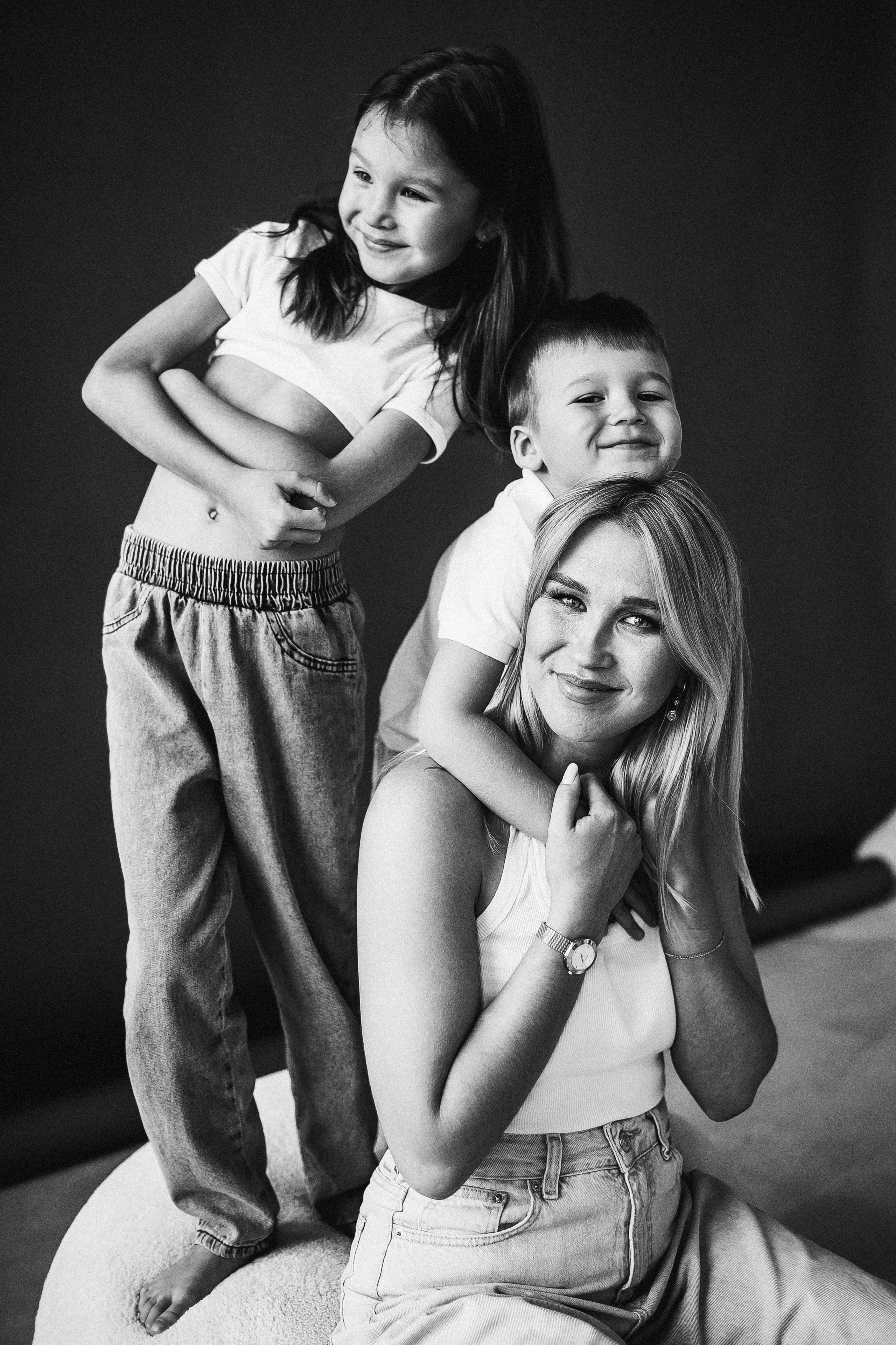 Женя с детками. Семейная съемка — это красивый способ признаться своей семье в любви