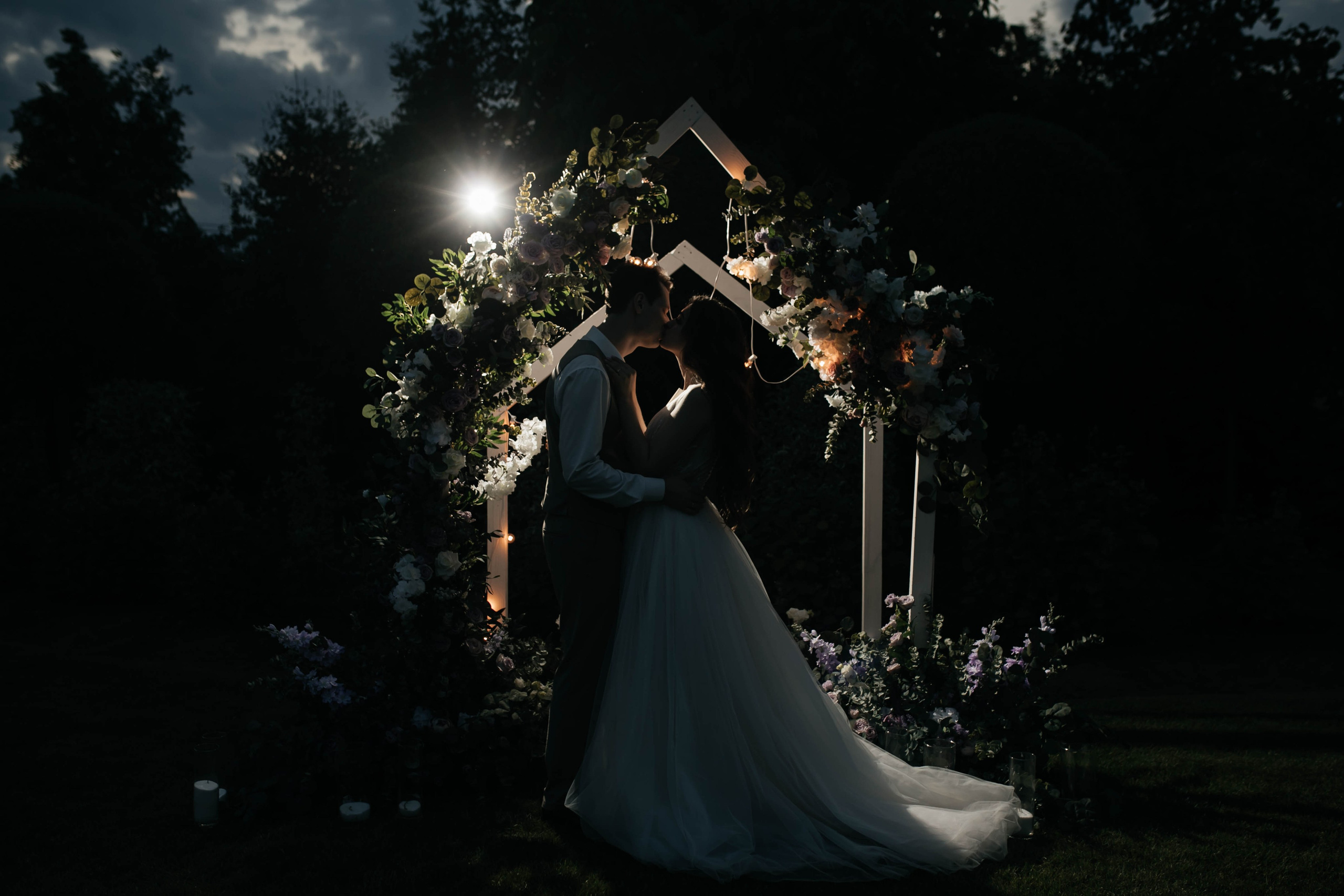 Свадебная история в уголке маленькой Италии… Локация Берендей Хаус. Свадебный и семейный фотограф Рассказова Виктория