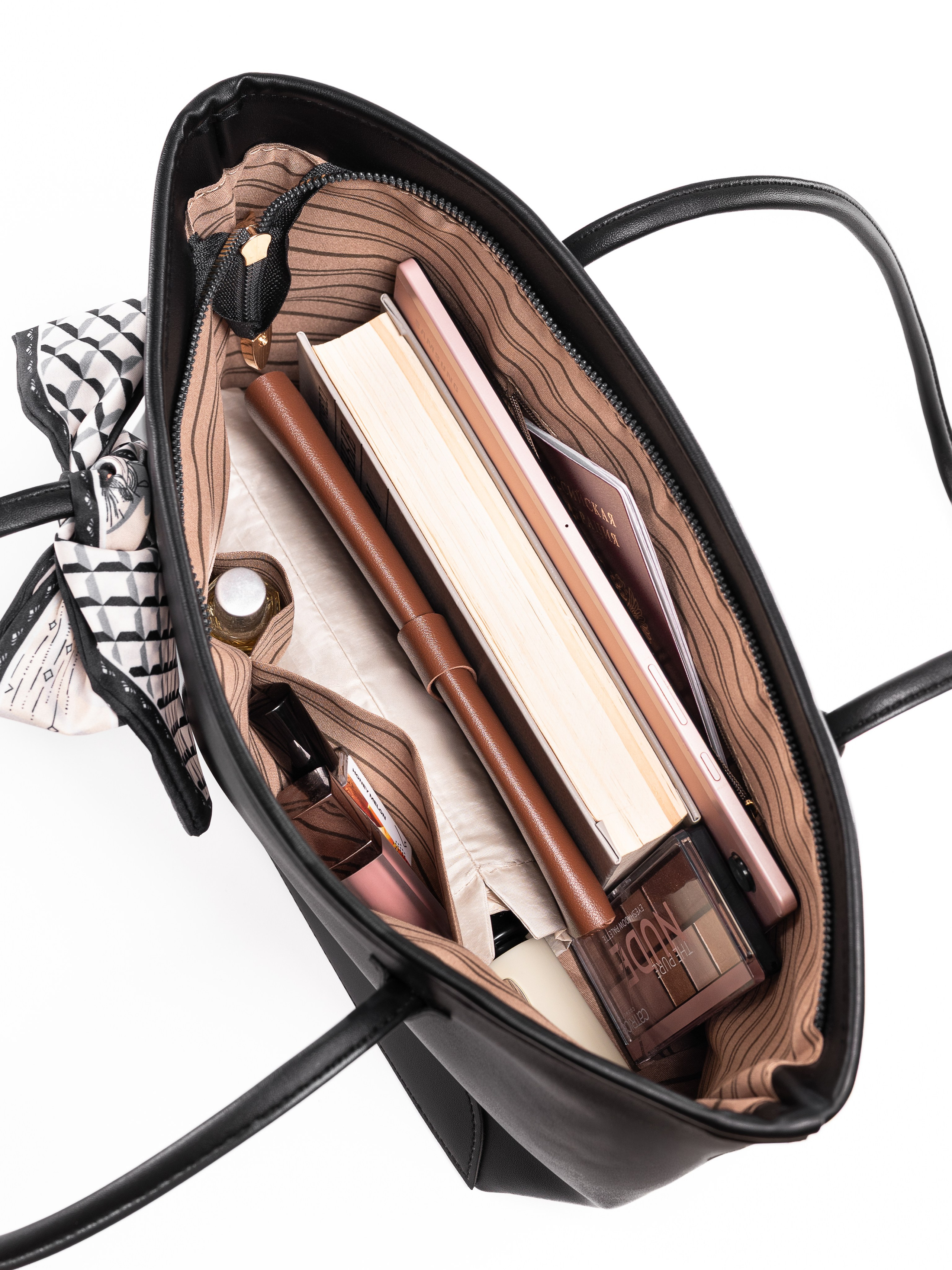 Q Сумки-тоут женские предметка серия 2. Предметный фотограф, фото для маркетплейсов Пятигорск, КМВ