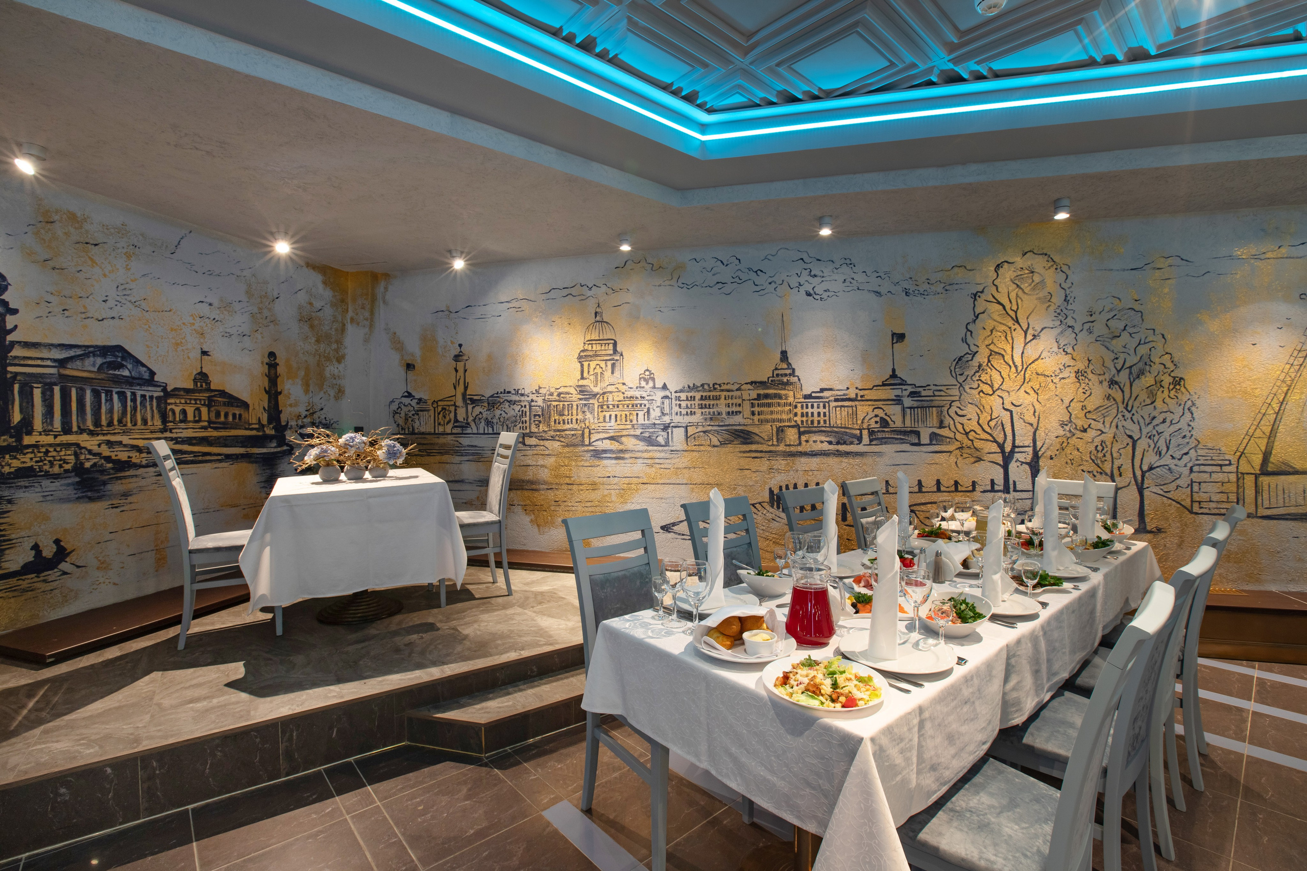 Банкетный зал при отеле «Нептун». Фотограф Махлаева Виктория/Санкт-Петербург
