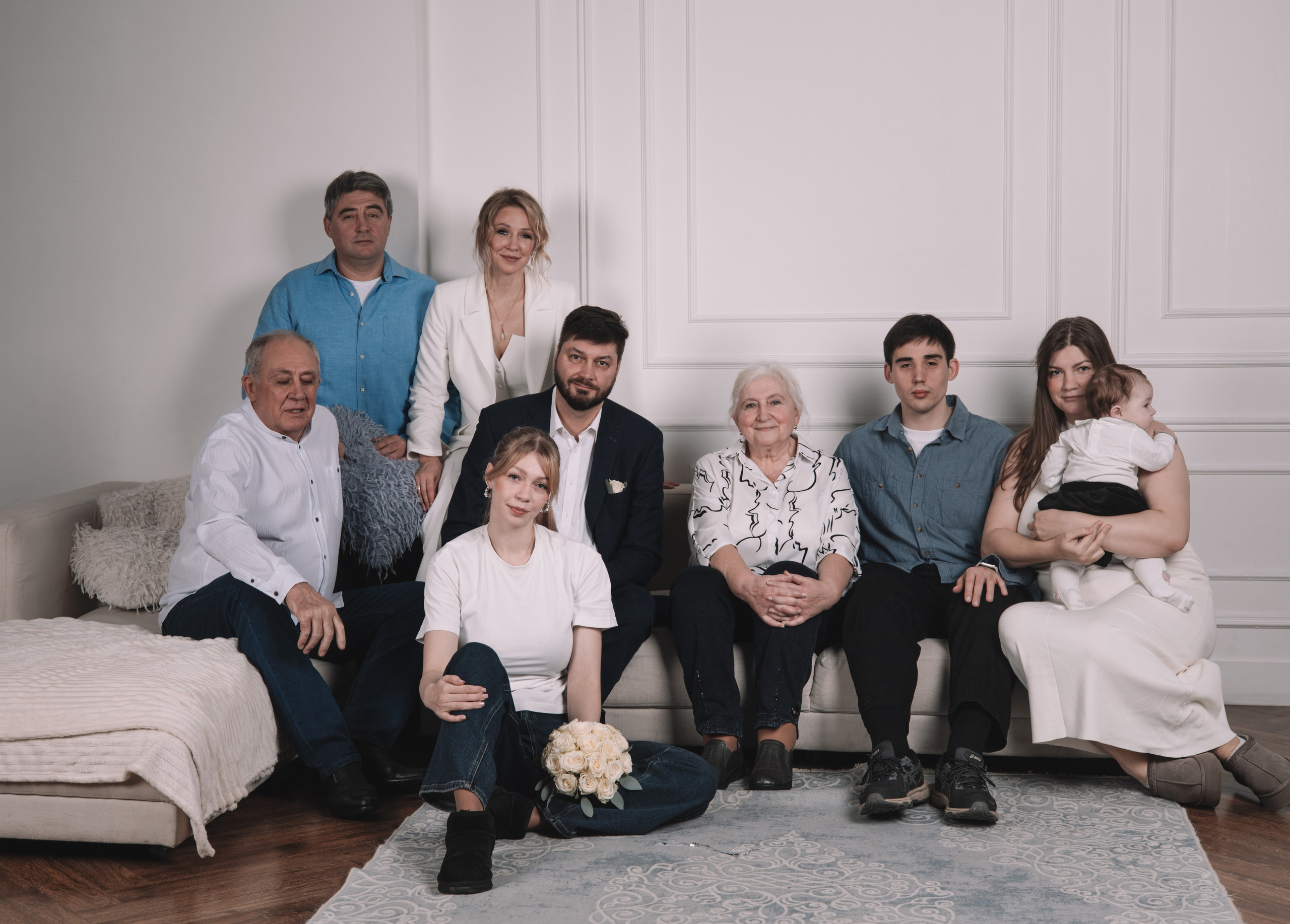 Новогодняя фотосессия прекрасной семьи