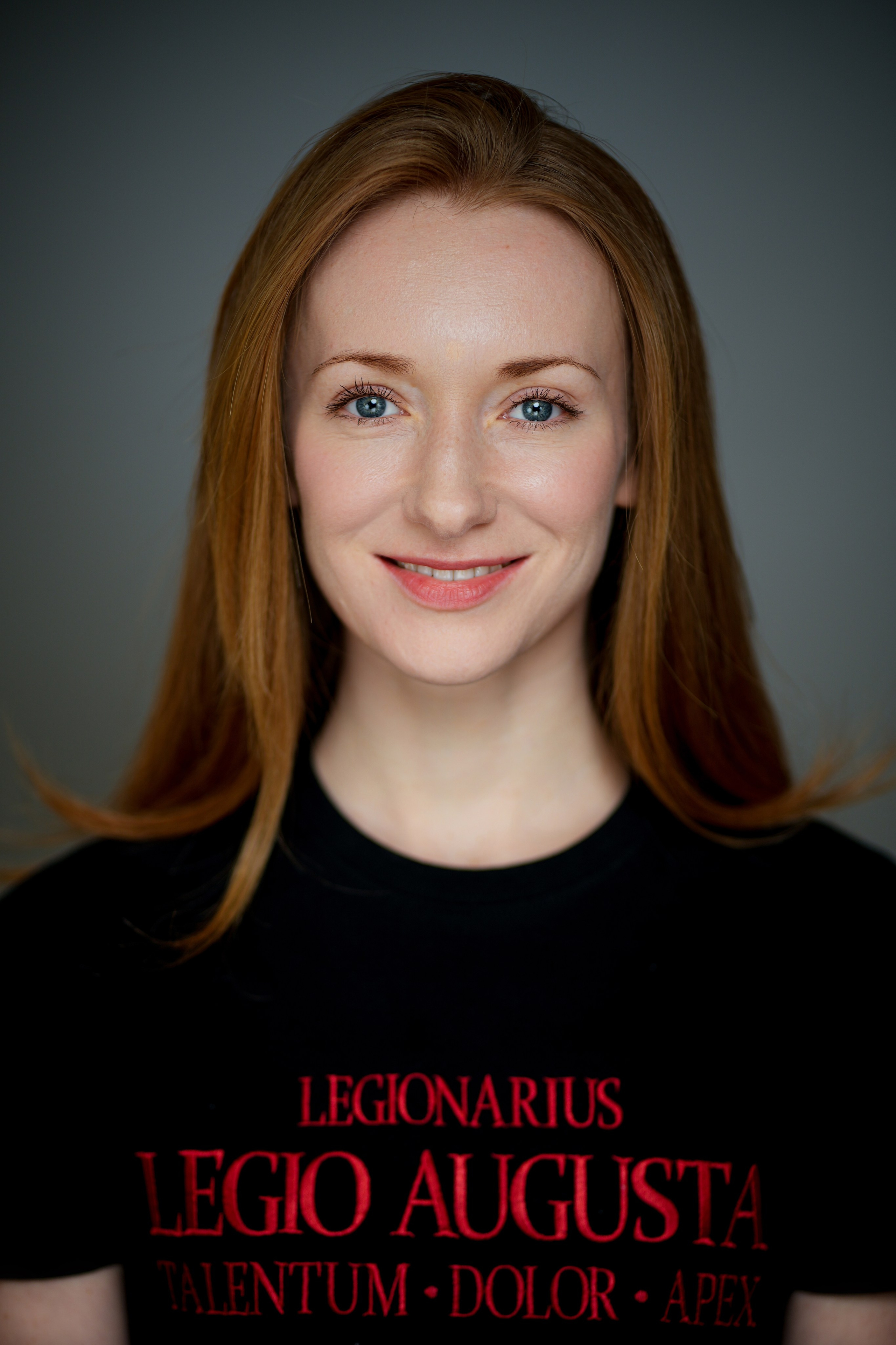 Актриса Алина Чернобровкина. Портретная съемка в Москве, студийный фотограф Игорь Фомин