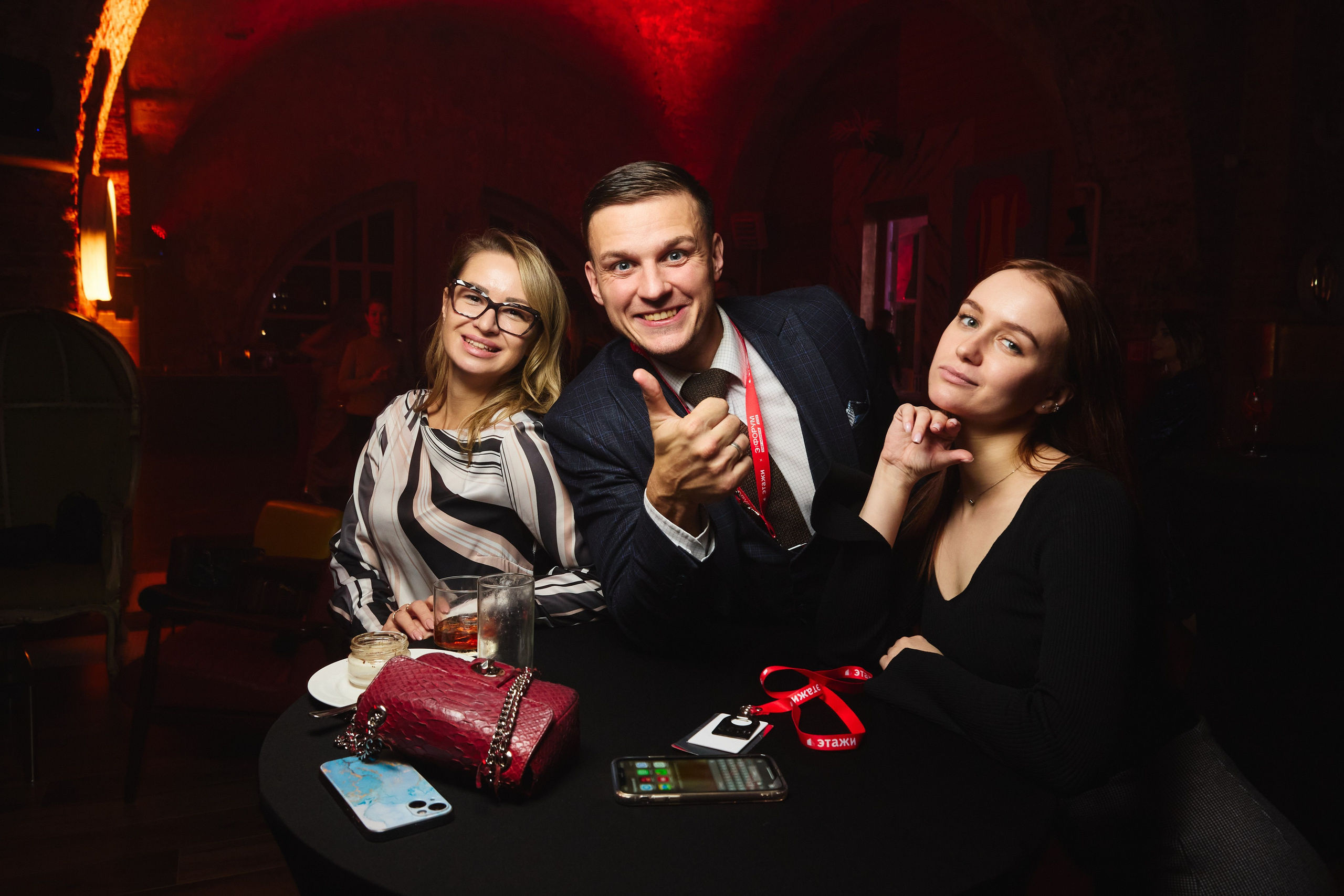 Альфа-Банк: Собрание Искусств в Санкт-Петербурге. КонТайм: профессиональная съемка для организаций