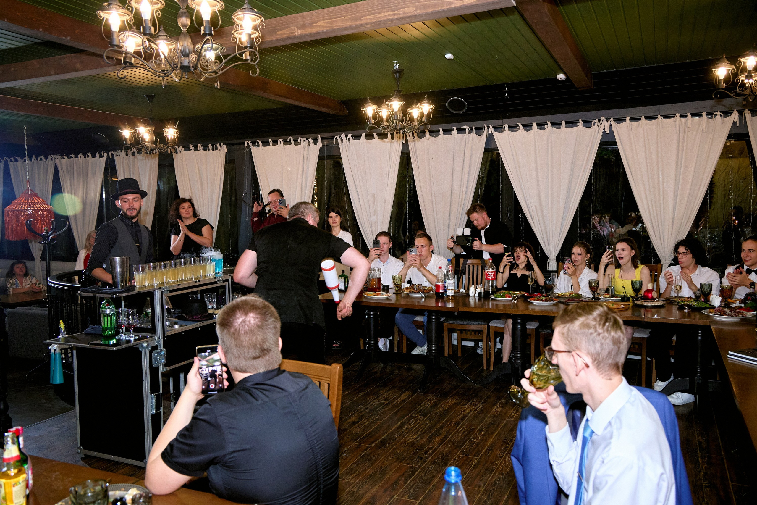 Выпускной 35 Сош. Фотограф Выпускные альбомы Таганрог Сергей Коробченко