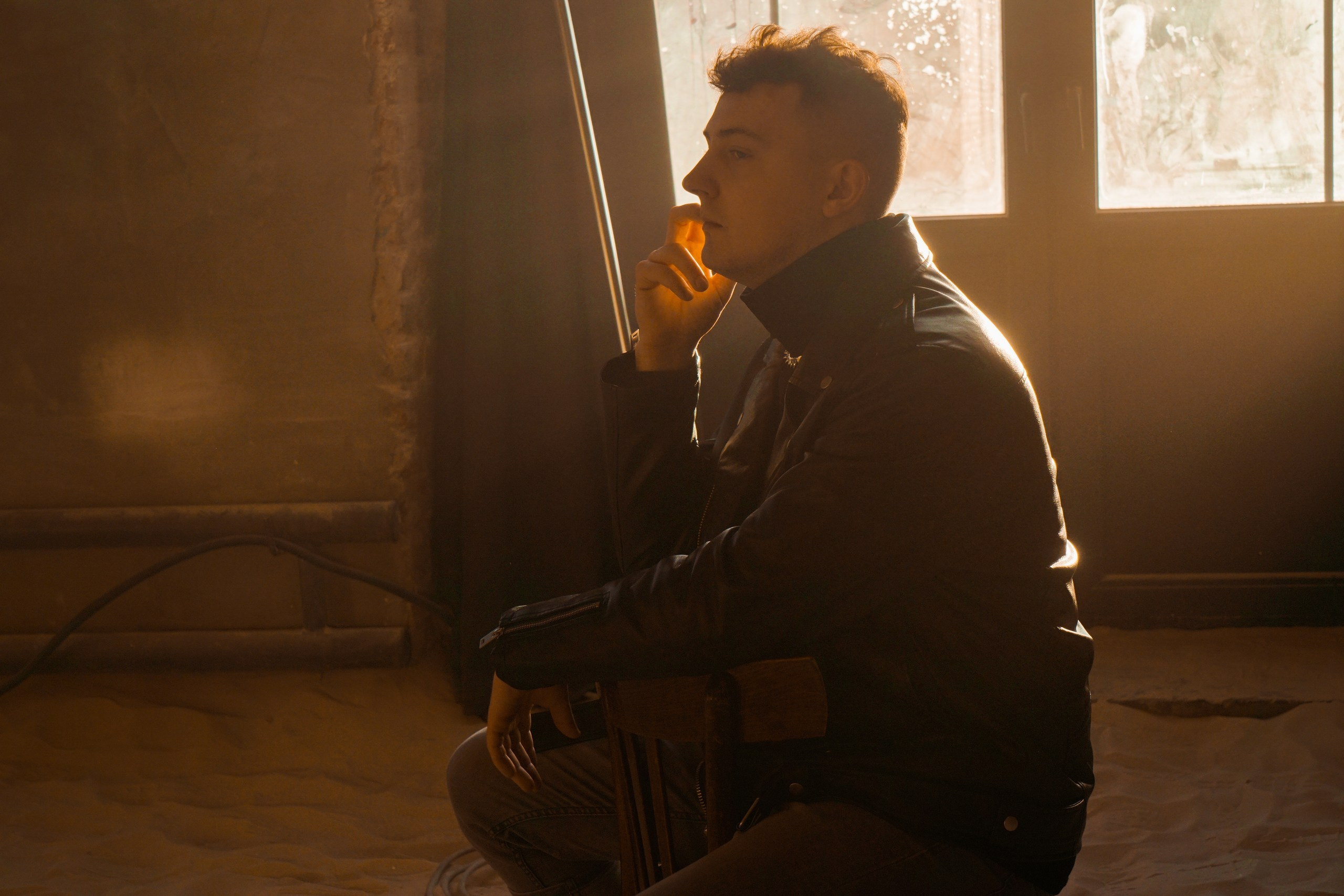 Художественная съёмка в студии. Мужской портрет. Свадебный, семейный и контент фотограф в Санкт- Петербурге Елена Грие