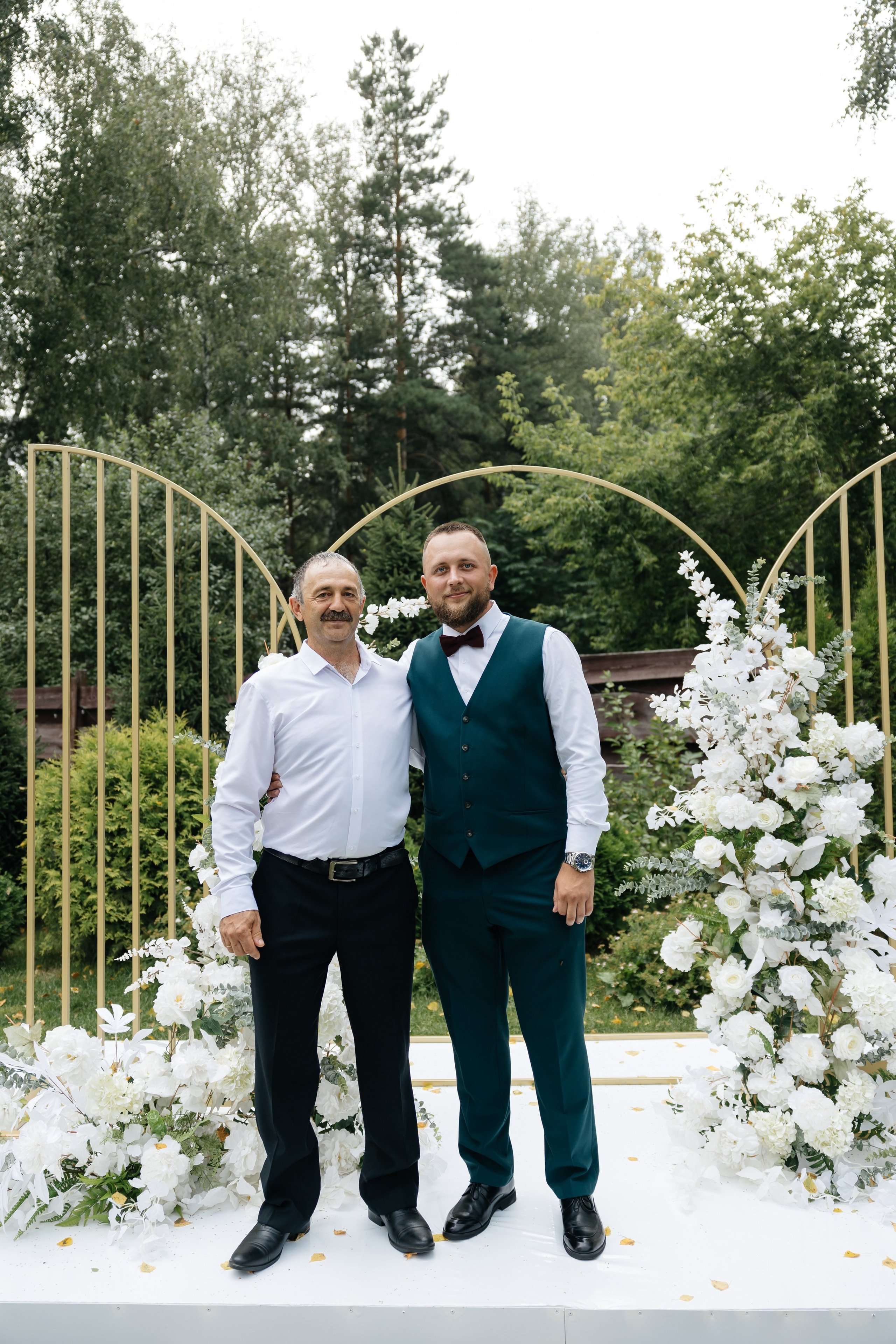 Свадебная история. Лесной Виладж. Свадебный и семейный фотограф Рассказова Виктория