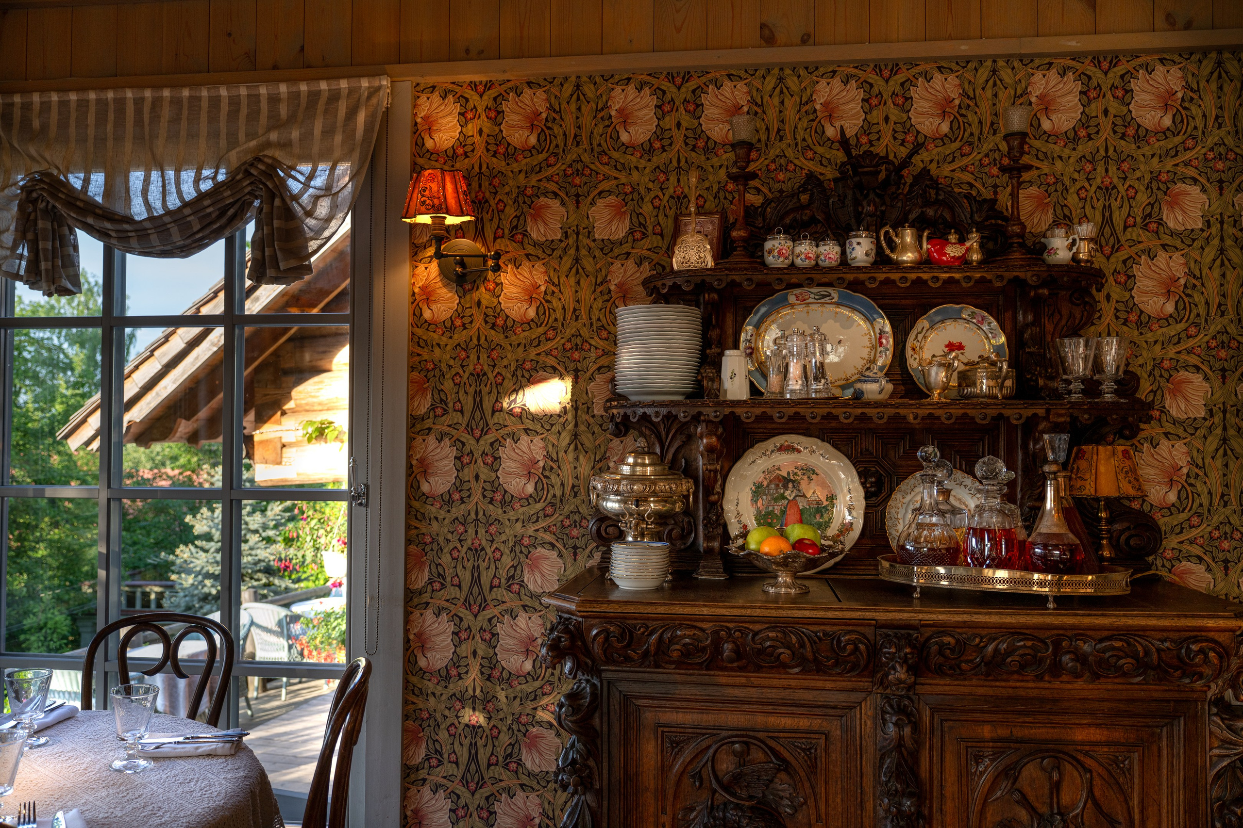 Плёс. ПОБУДЬ ЗДЕСЬ И ЦЕЛЕЕ БУДЕТ ЭТОТ МИР