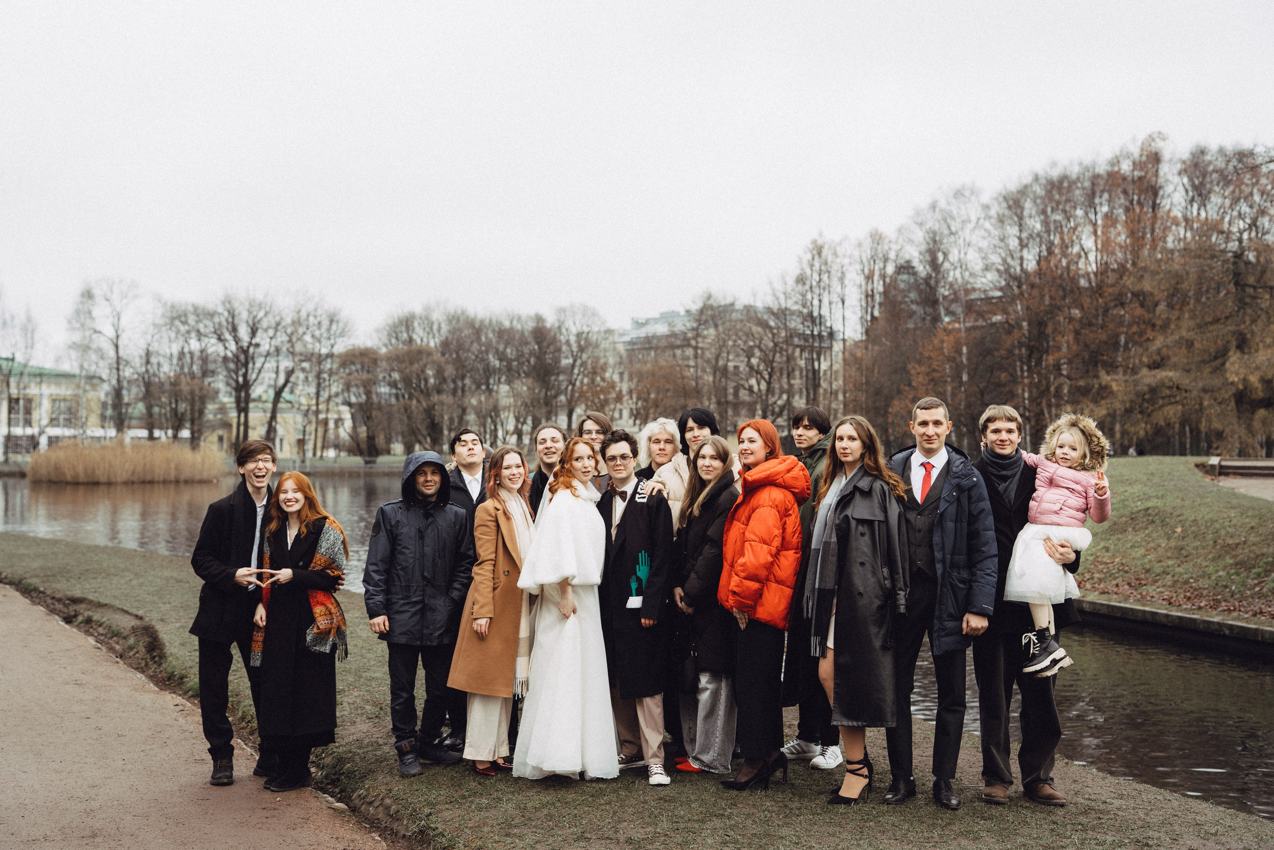 СВАДЕБНАЯ СЬЕМКА ВО ВТОРОМ ДВОРЦЕ С ГОСТЯМИ И ПРОГУЛКА В ТАВРИЧЕСКОМ САДУ. Профессиональный фотограф, Санкт-Петербург — Виктория Богомолова