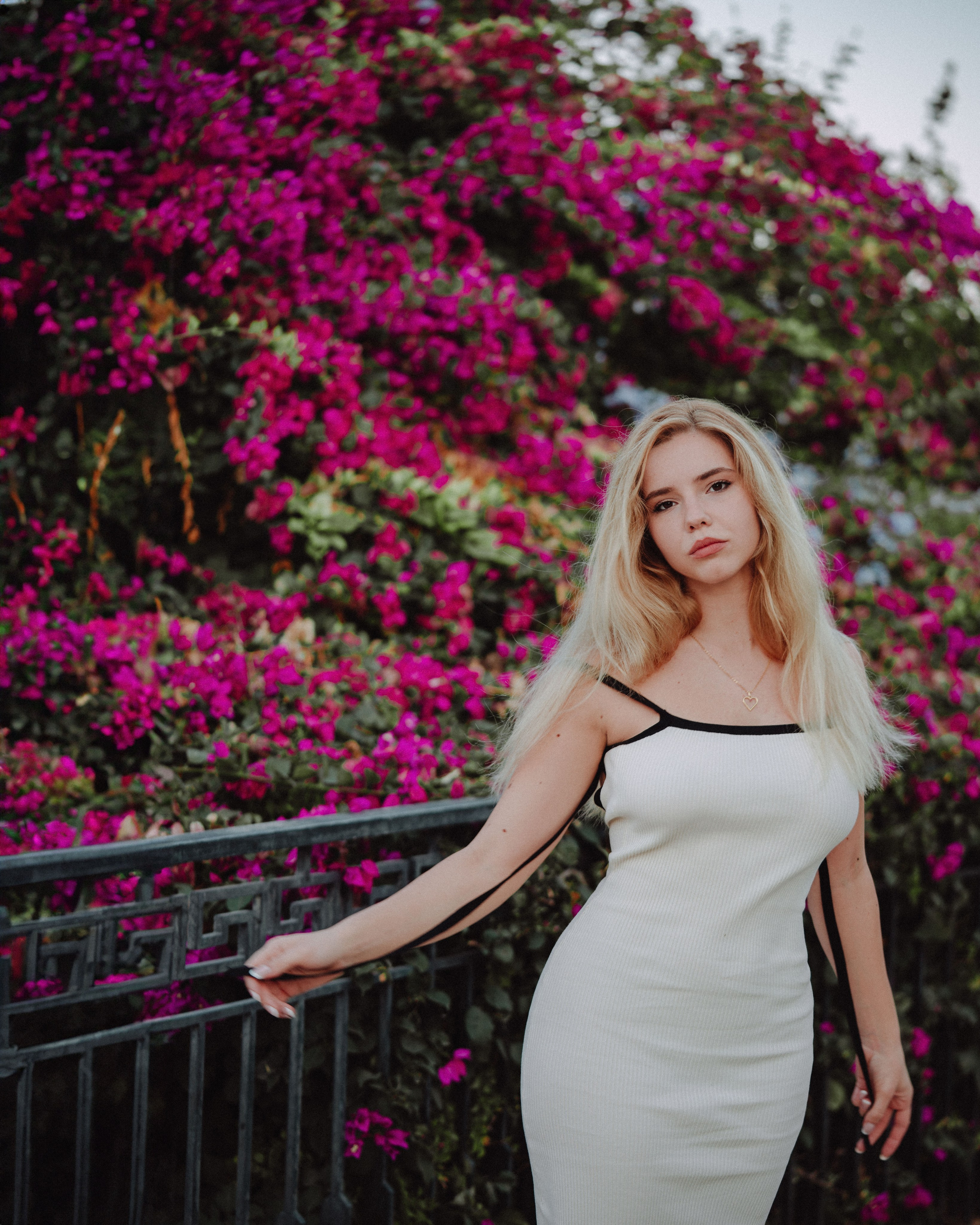 В цветущем саду. Портретный и свадебный фотограф в Москве Финкельштенй Анна