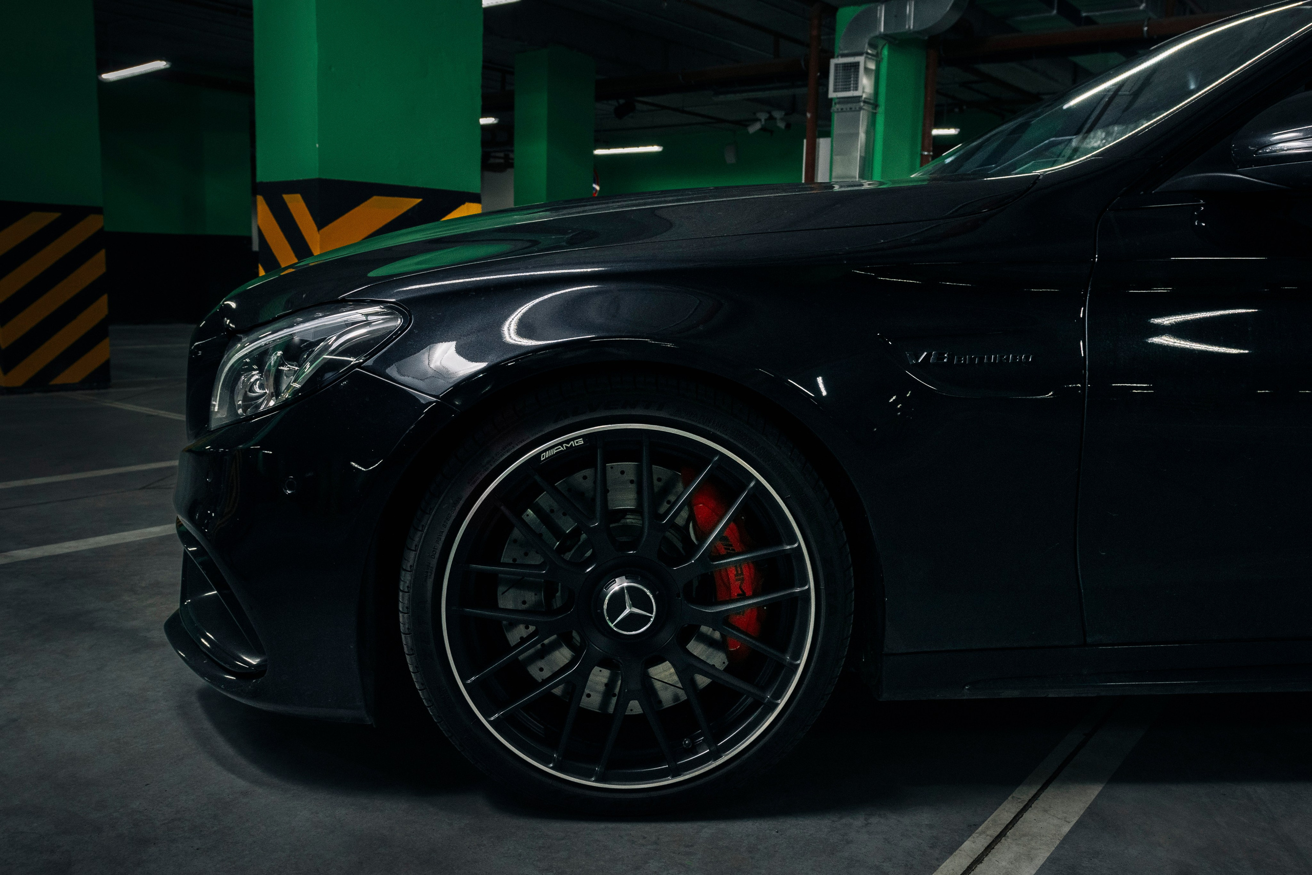 Mercedes-Benz C 63 AMG S. Портретный фотограф Москва Белогорцев Сергей