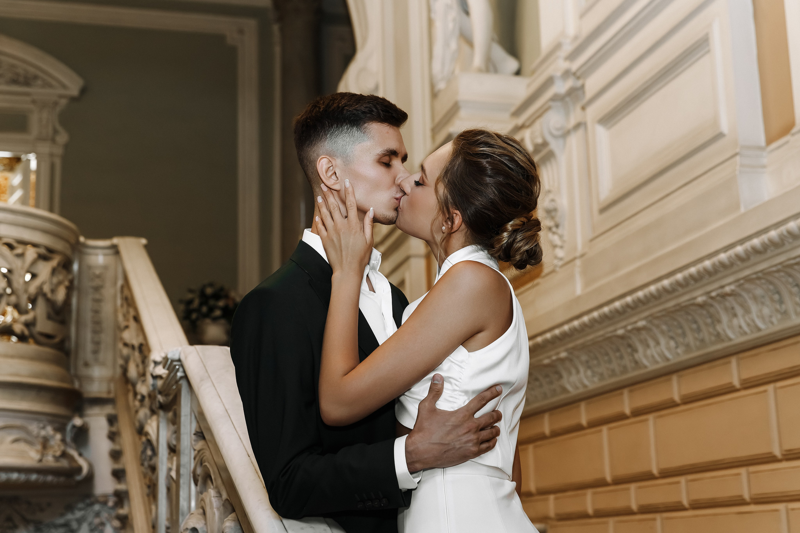 Ольга и Андрей. Свадебная фотосессия на катере. Свадебный и портретный фотограф в Санкт-Петербурге Анна Демьянова