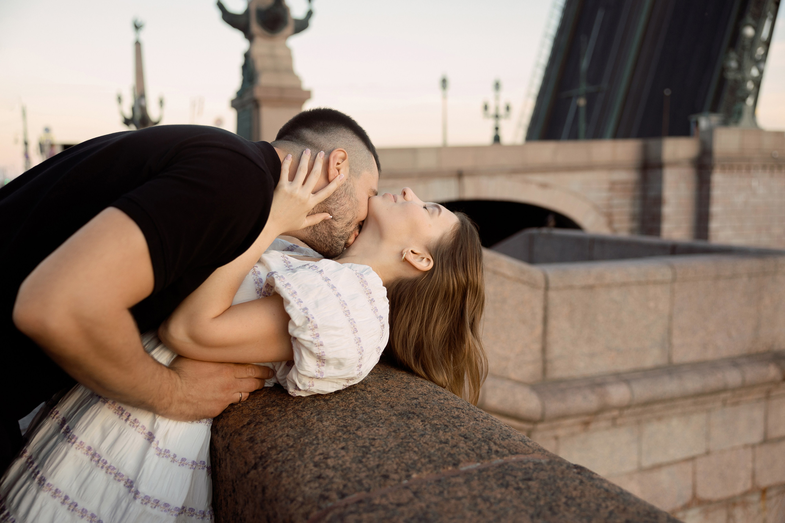 Рината и Кирилл лав стори. Свадебный фотограф в Санкт-Петербурге Павел Резниченко