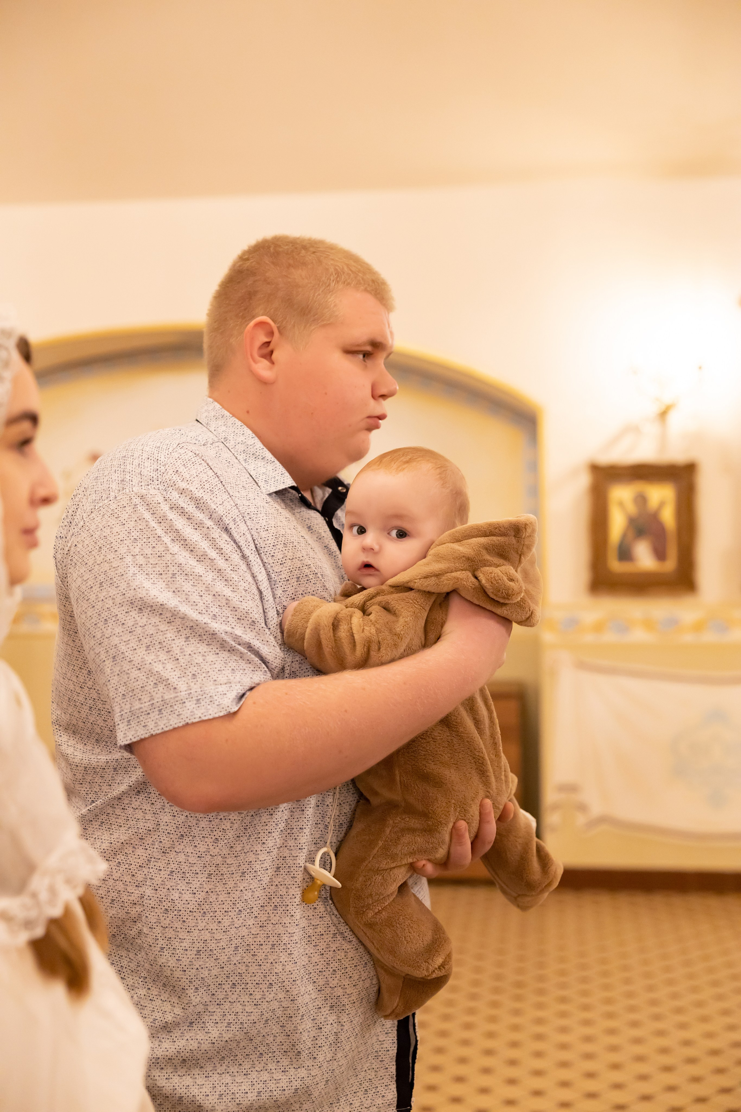Крещение в Храме Покрова Пресвятой Богородицы. Семейный фотограф в Рязани и Рязанской области