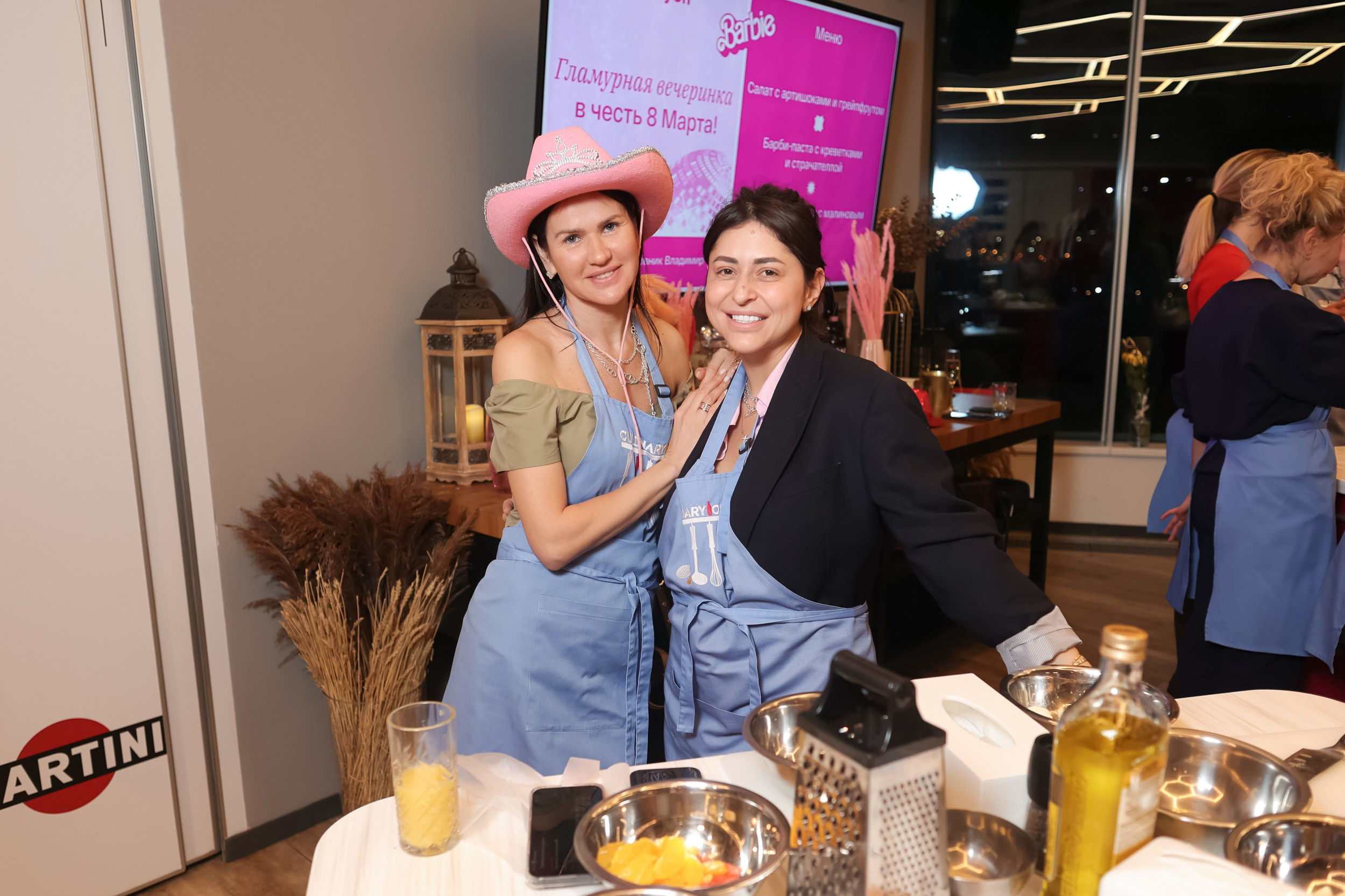 Вечеринка 8 марта в EventyOn. Репортажный фотограф видеограф в Москве Ольга Плаксина