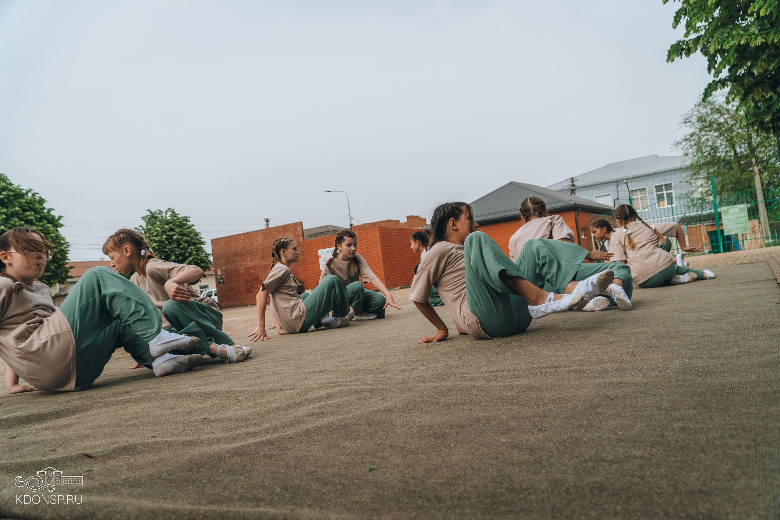 «Весна танцевальная». Новотитаровский Дом культуры
