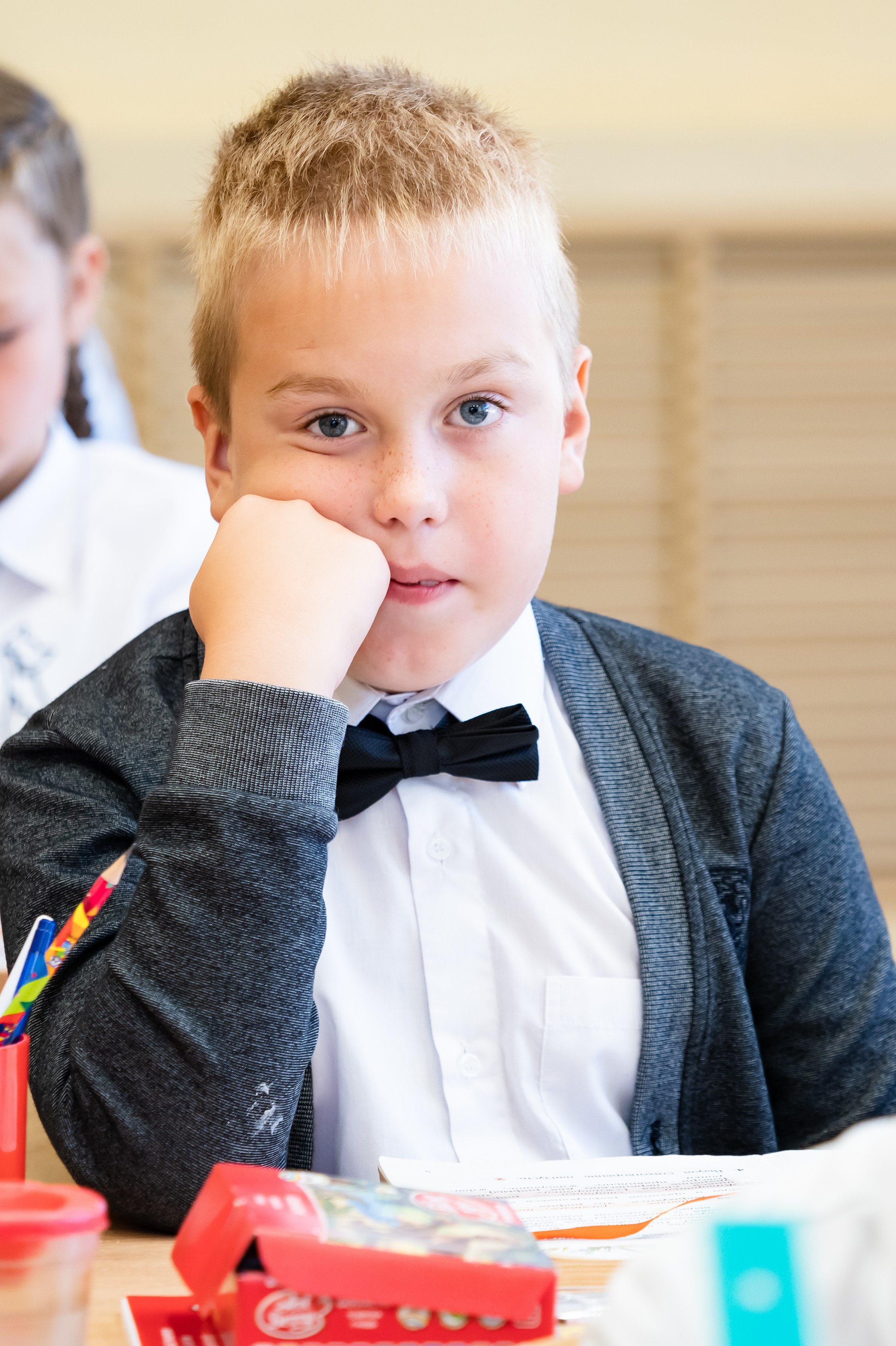 Один день в школе, репортаж. Репортажный, семейный и детский фотограф в Пензе и Заречном Арина Ермилова. Картины барельеф на заказ