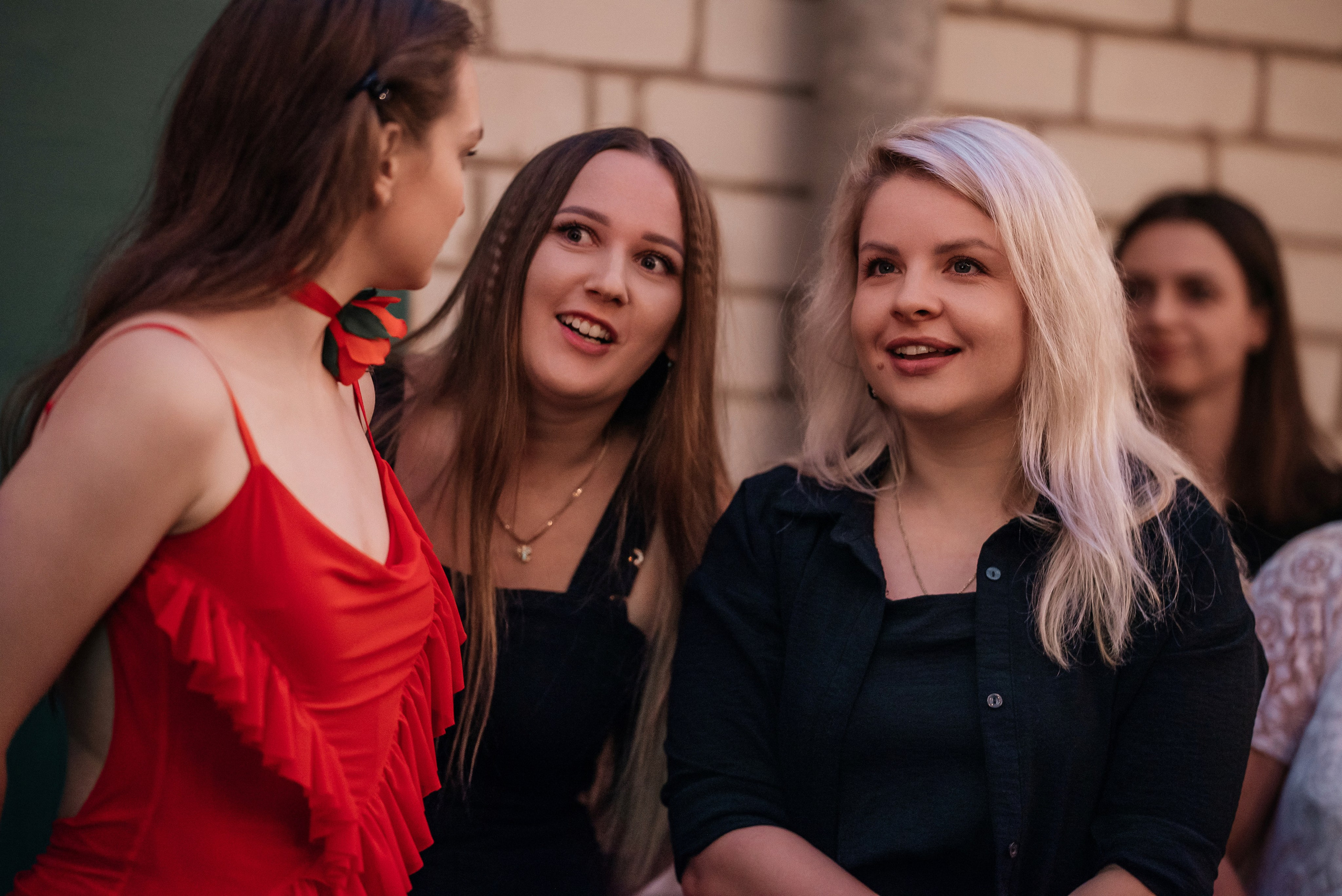 «Свадьба Даши и Артема». Школьный фотограф в Валуйках. Фотосессии для выпускников и изготовление выпускных альбомов в городе Валуйки и в Белгородской области