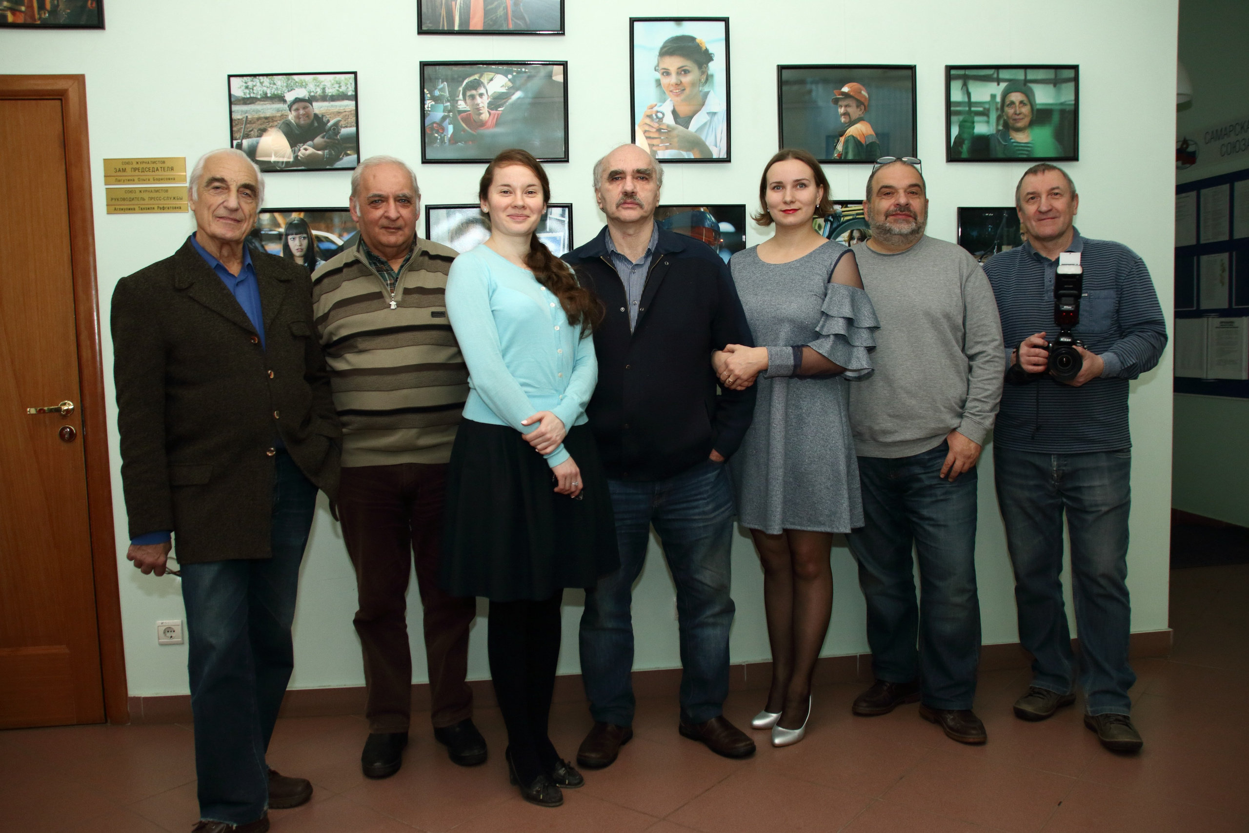 12.12.2017 Фотовыставка Юрия Стрельца «ТВОРЦЫ»