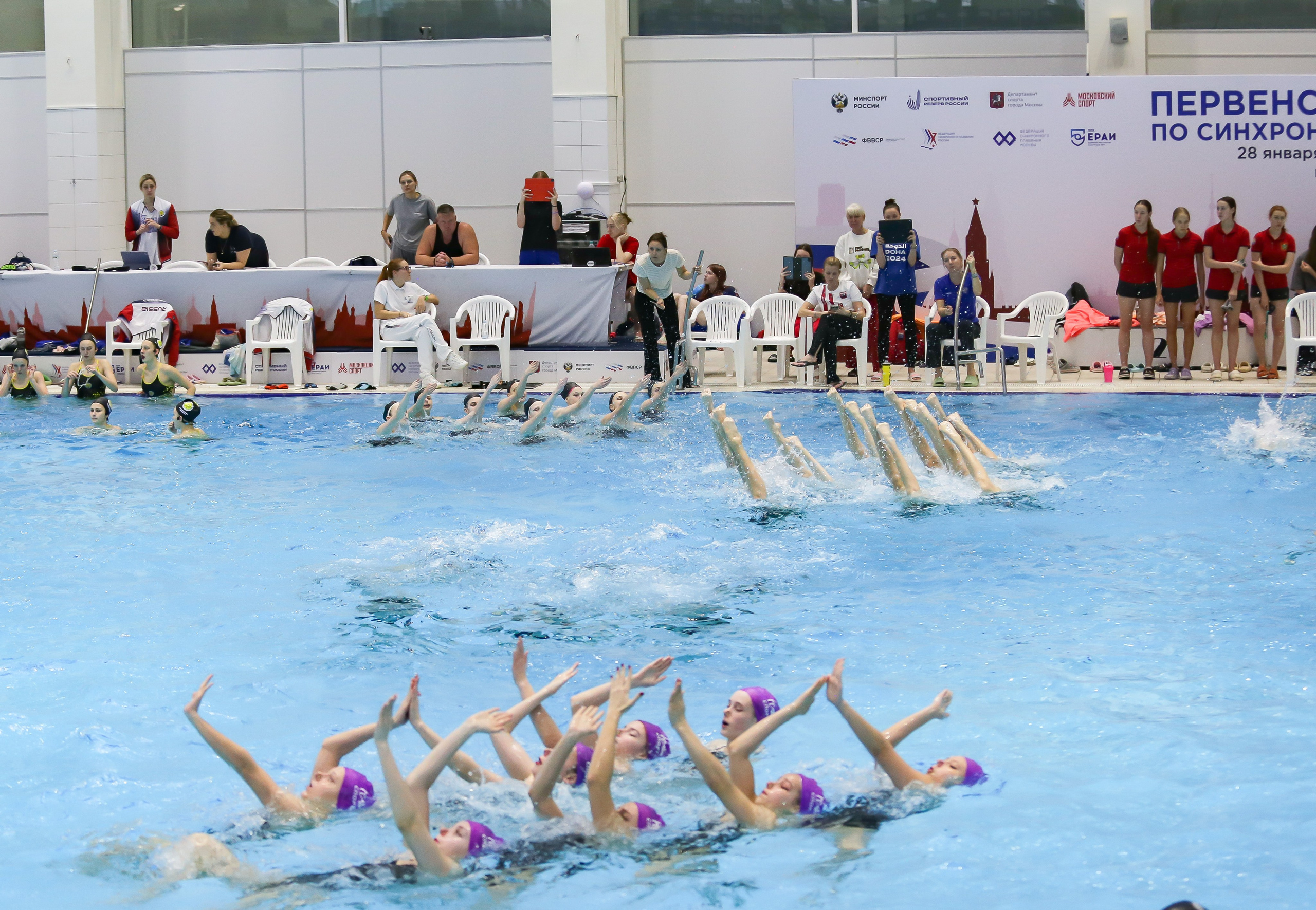 Тренировка перед Первенством России по синхронному плаванию. Репортажный фотограф в Москве