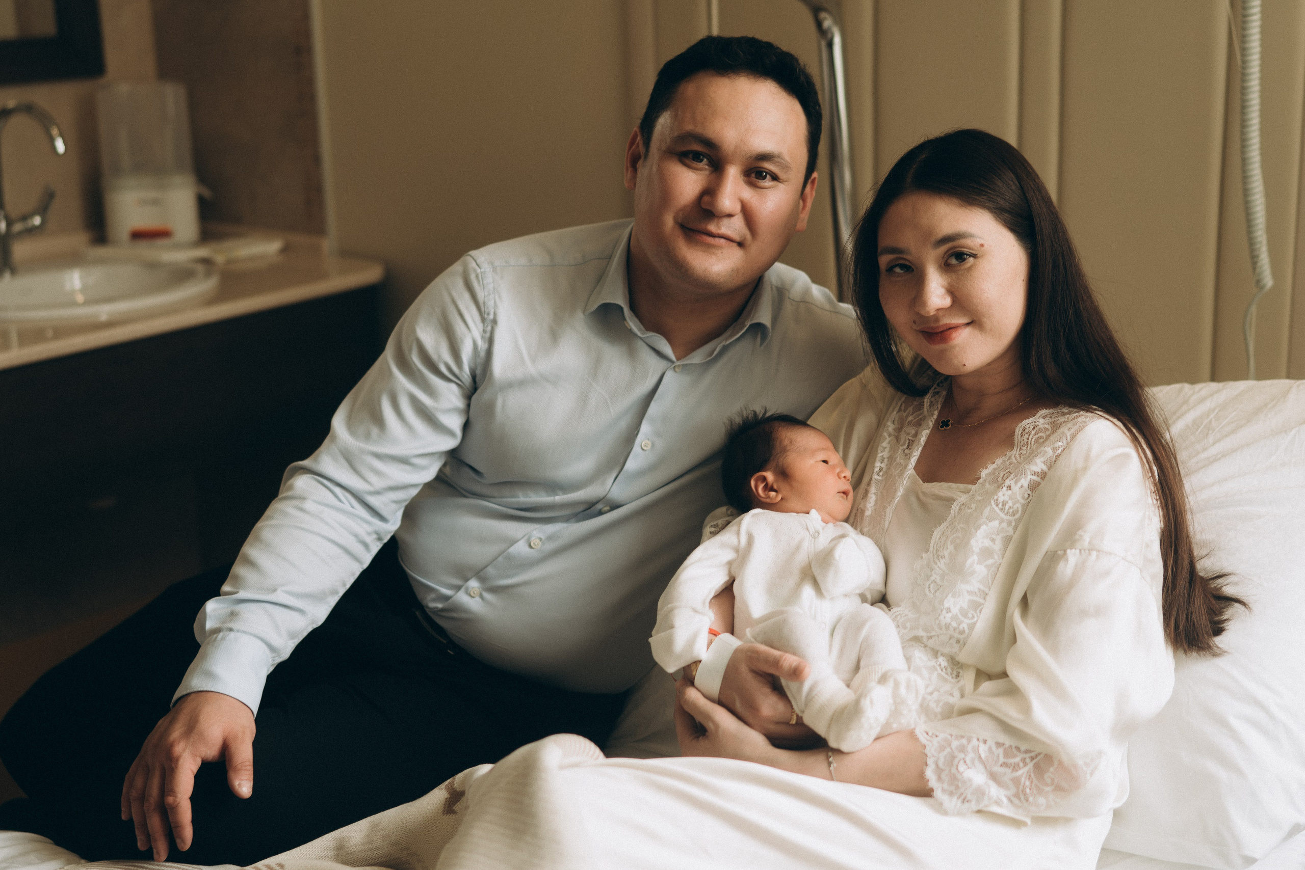 Выписка из роддома фотограф на роды