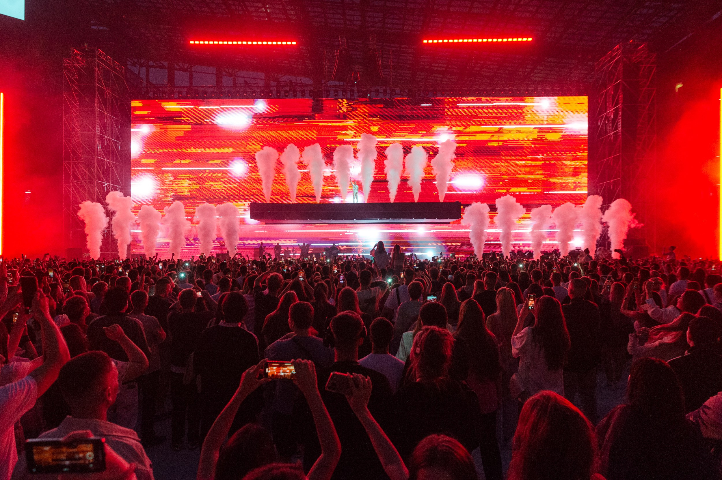 MACAN / МОСКВА / 2024. OOPS