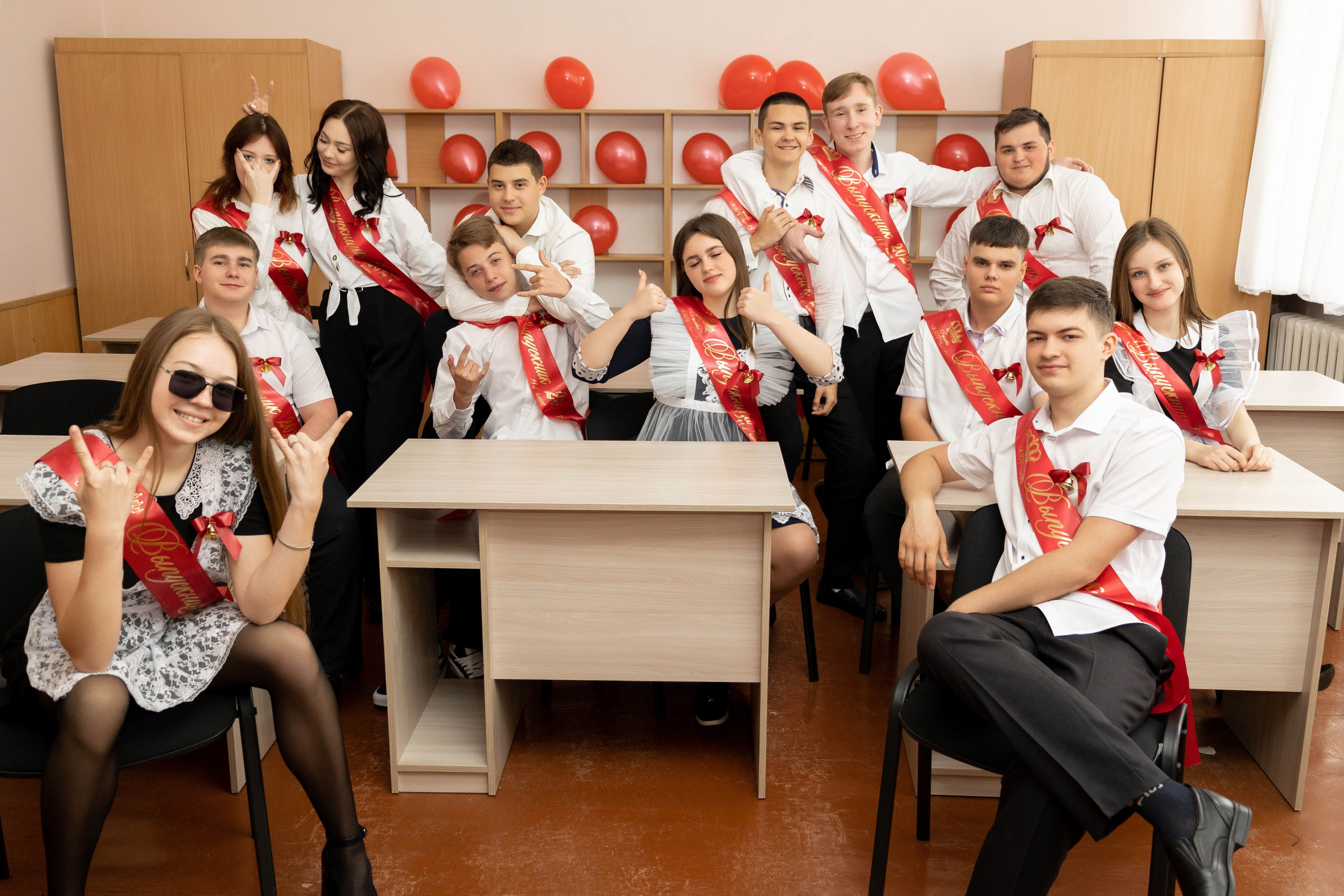 Школа № 4. 11 класс. Фотограф Донецк. Горловка. ДНР. Севастополь