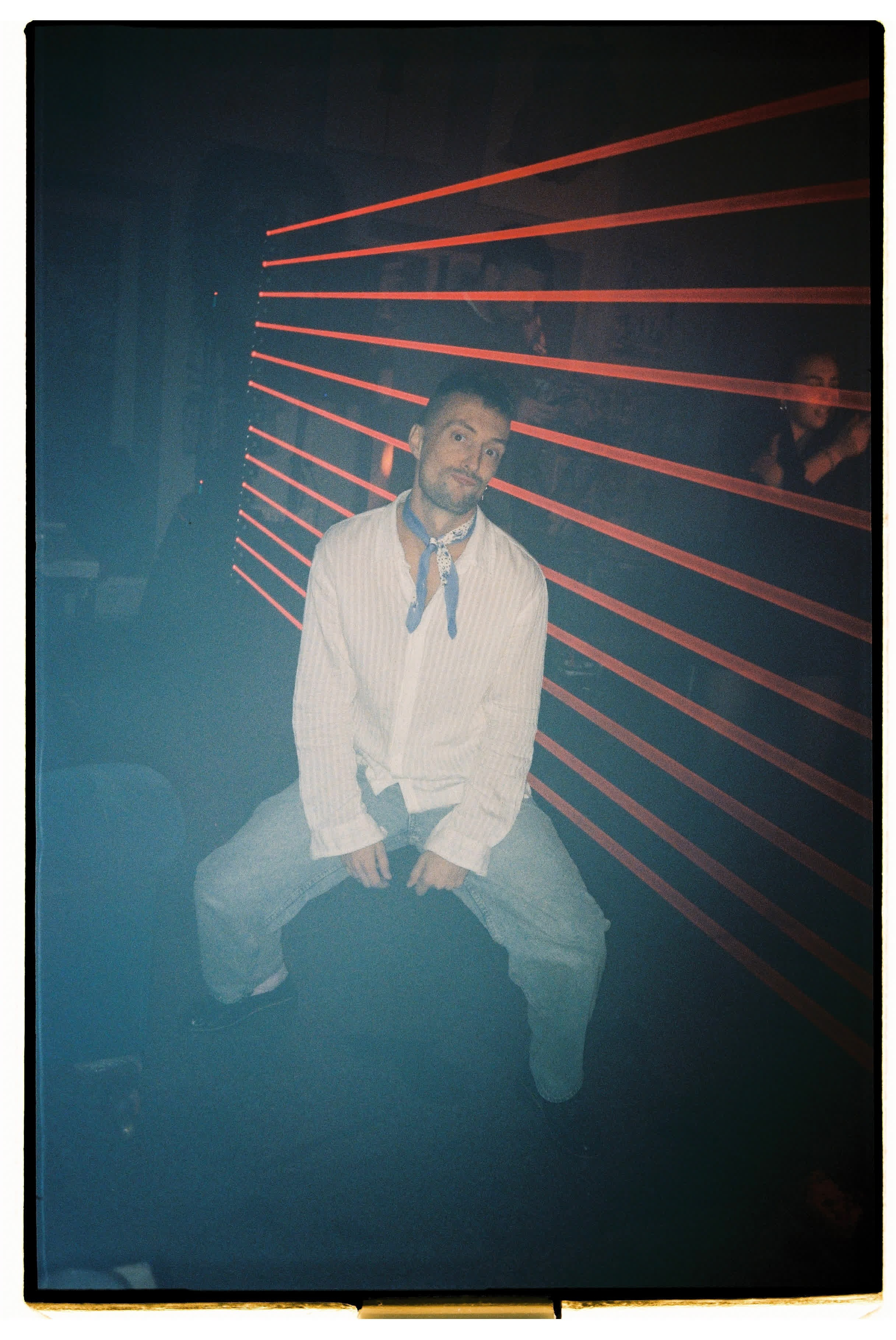 Ведущий Никита Шляндин