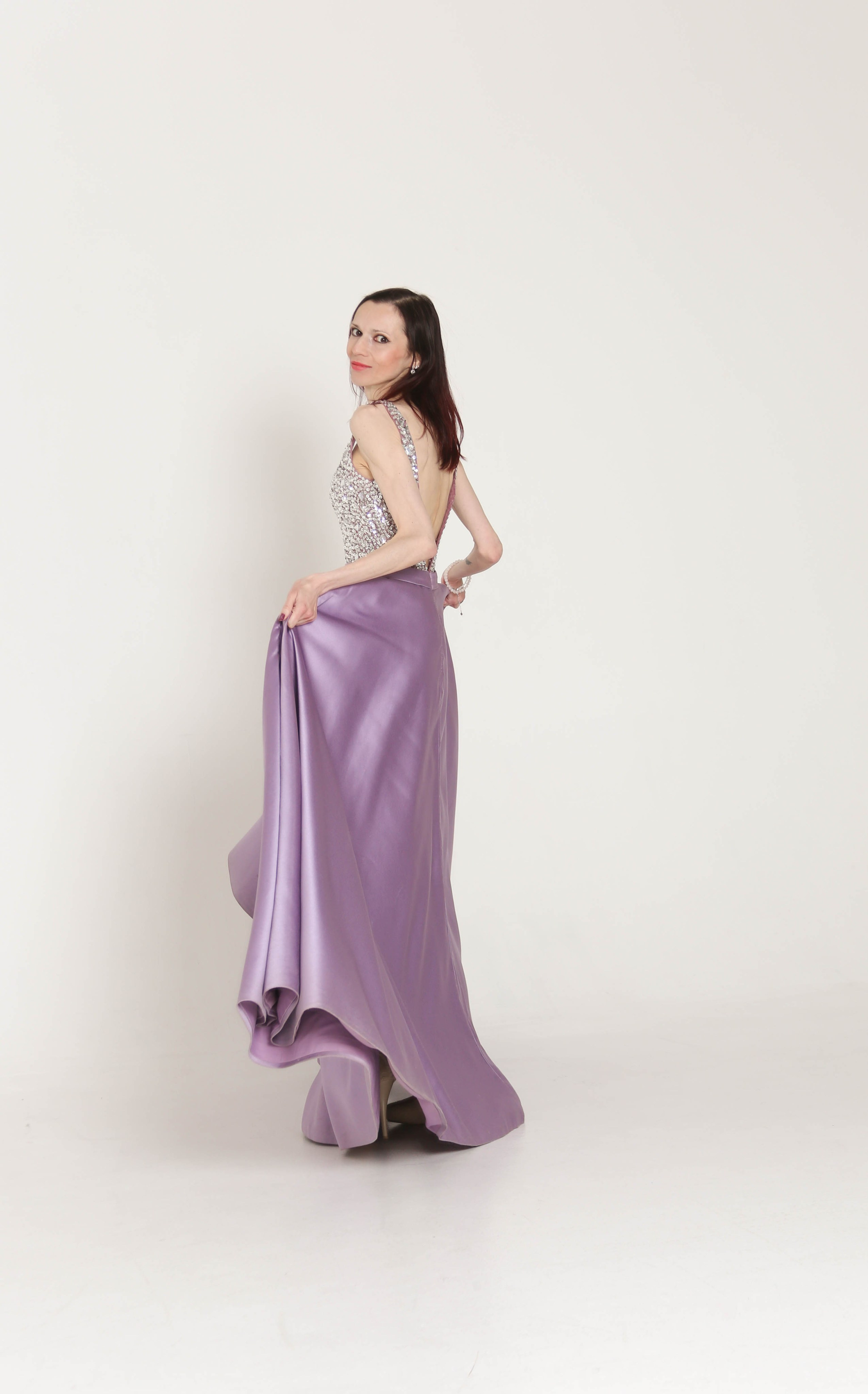 Лилия в студии. Фотограф Пермь. Фотосессия в фотостудии Перми и на свежем воздухе