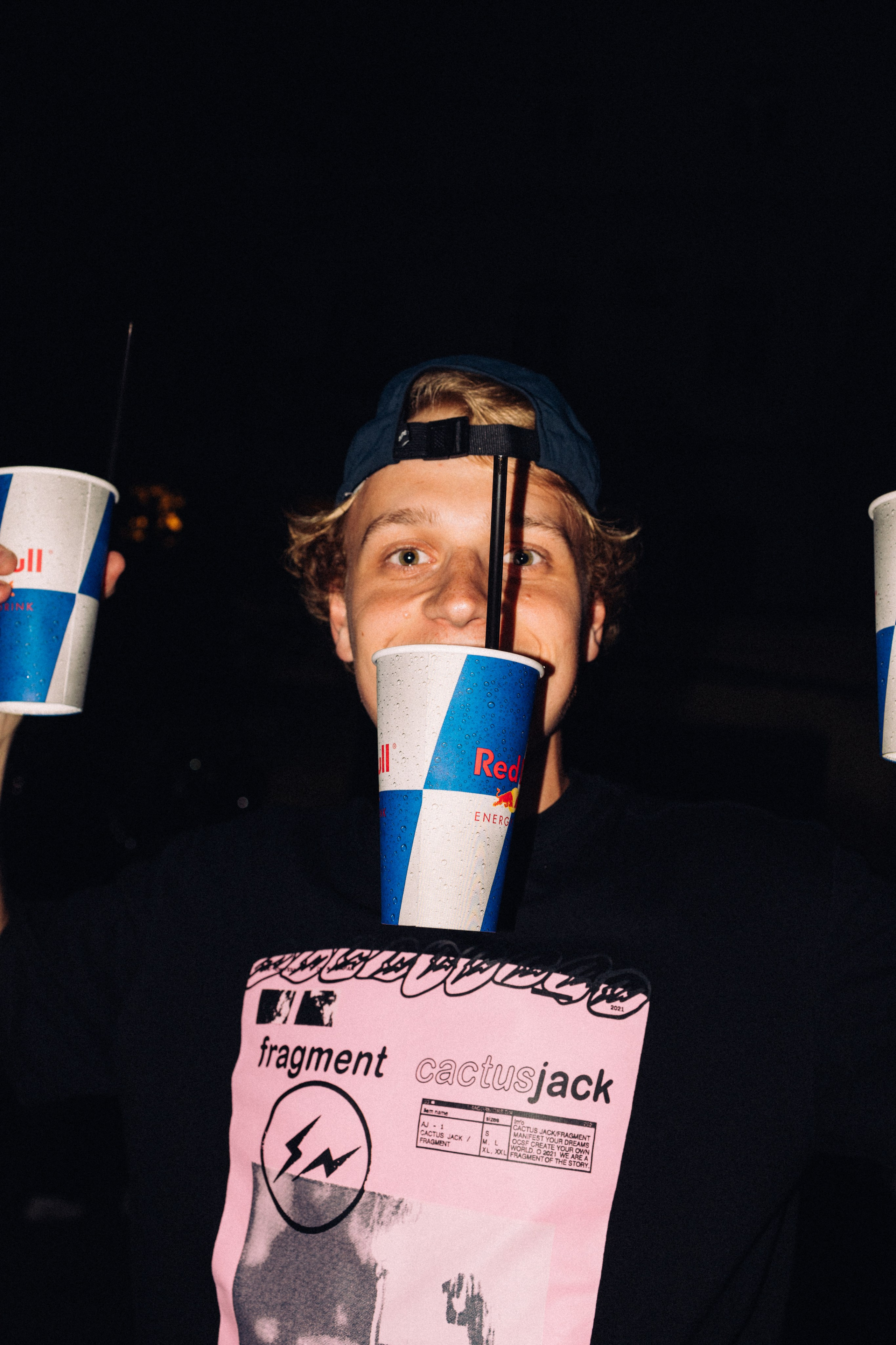 Двор в UPPERCUTS. СПАСИБО, ДАНИЛ