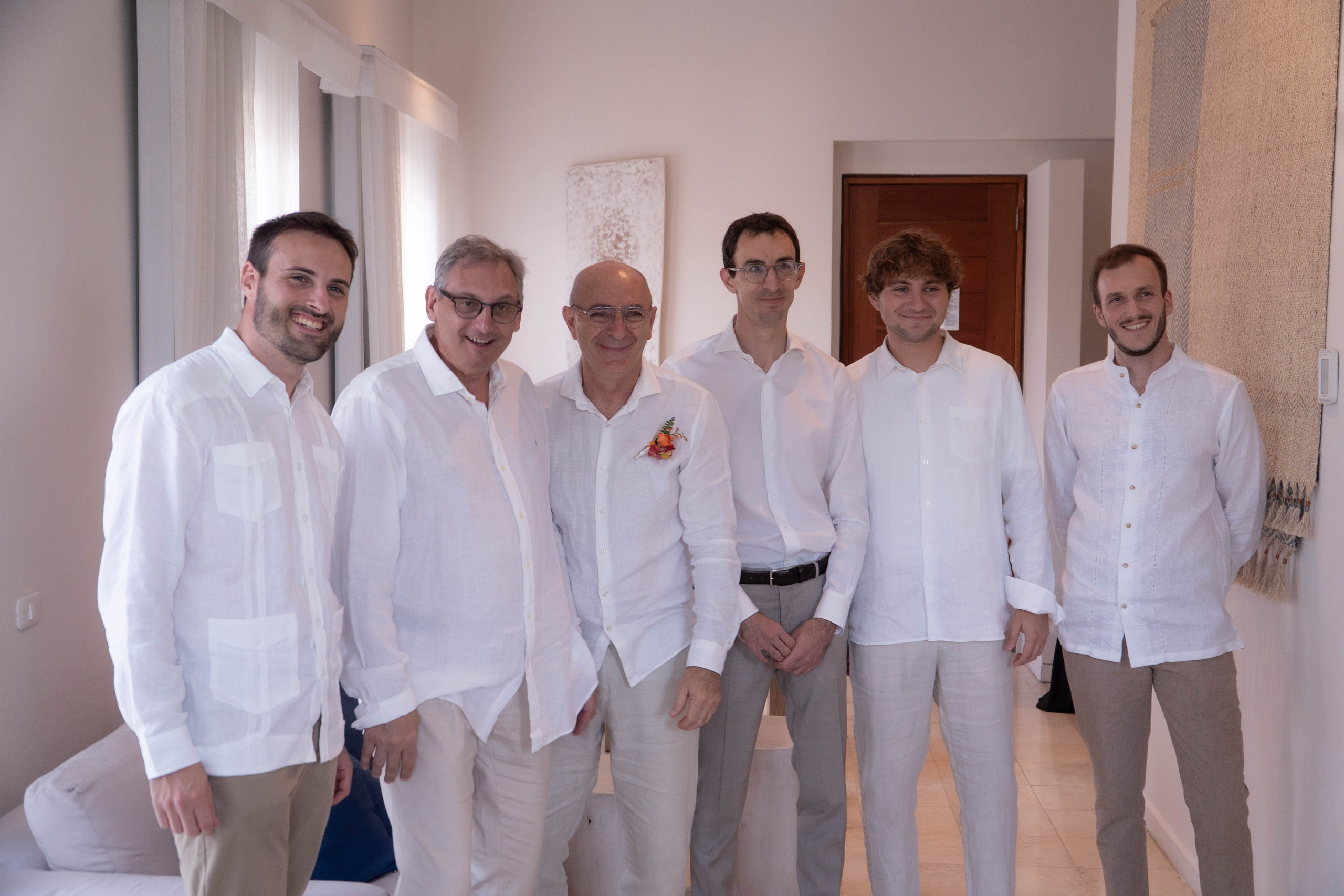 Catalina and Romain. Wedding Photographer in Barcelona and Medellin