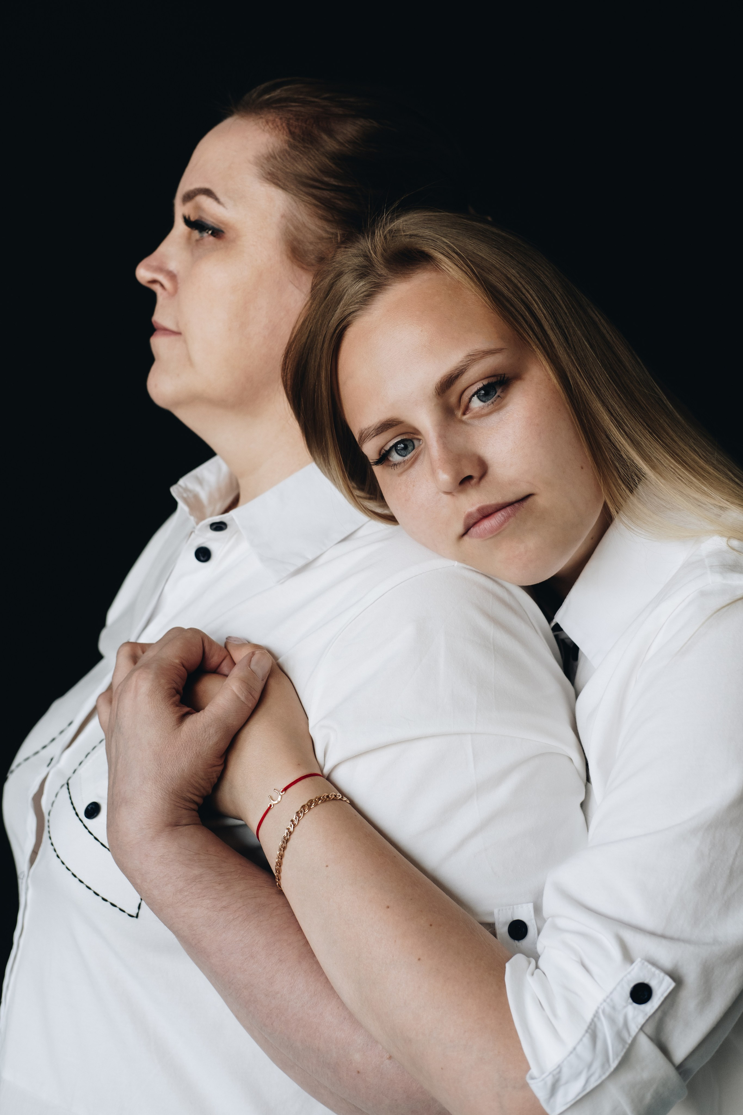 ДВЕ ЖЕНЩИНА. КРИСТИНА ГУСЬКОВА