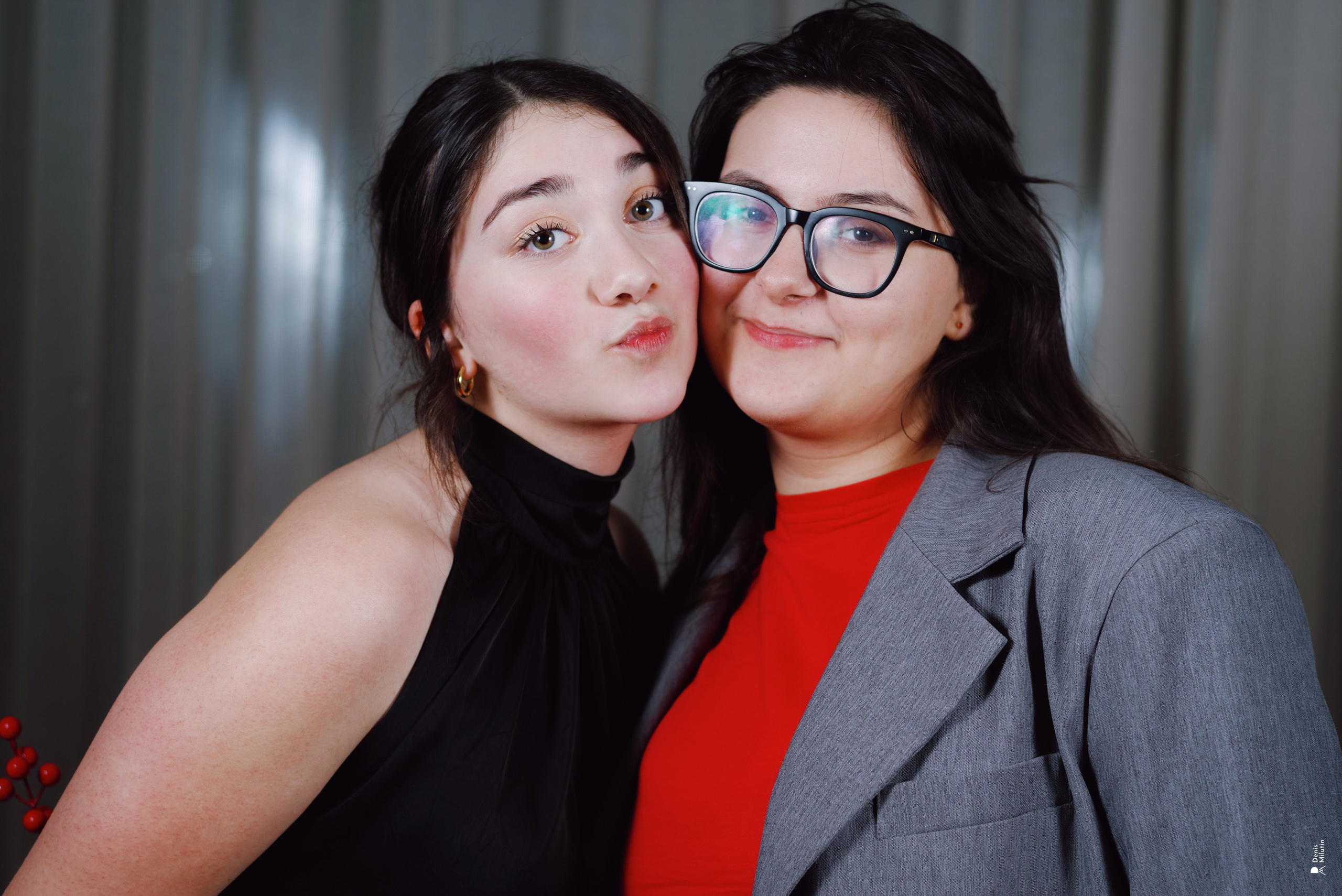 English Versale. Портретный фотограф Денис Милютин