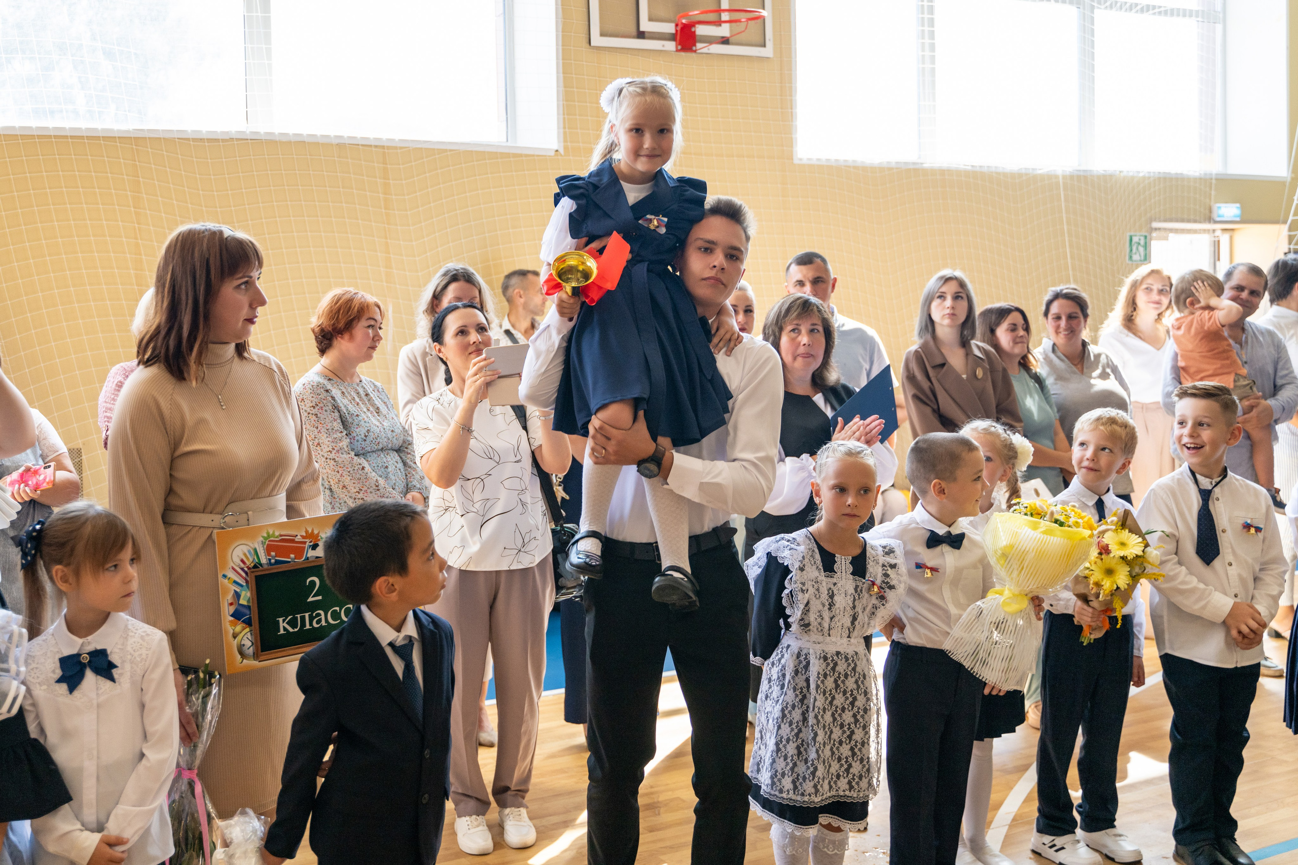1 Сентября газопроводская школа 11 класс. Фотограф самых запоминающихся моментов Вашей жизни