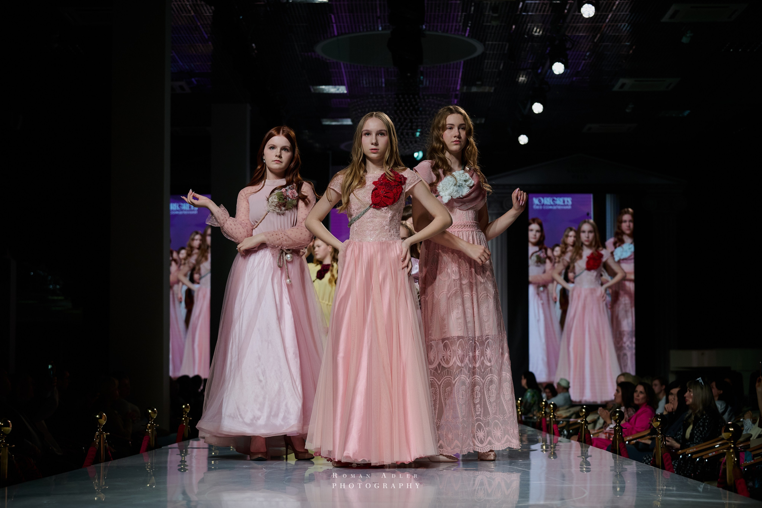 ESTET FASHION WEEK ВЕСНА — 2025. Фотограф Роман Адлер