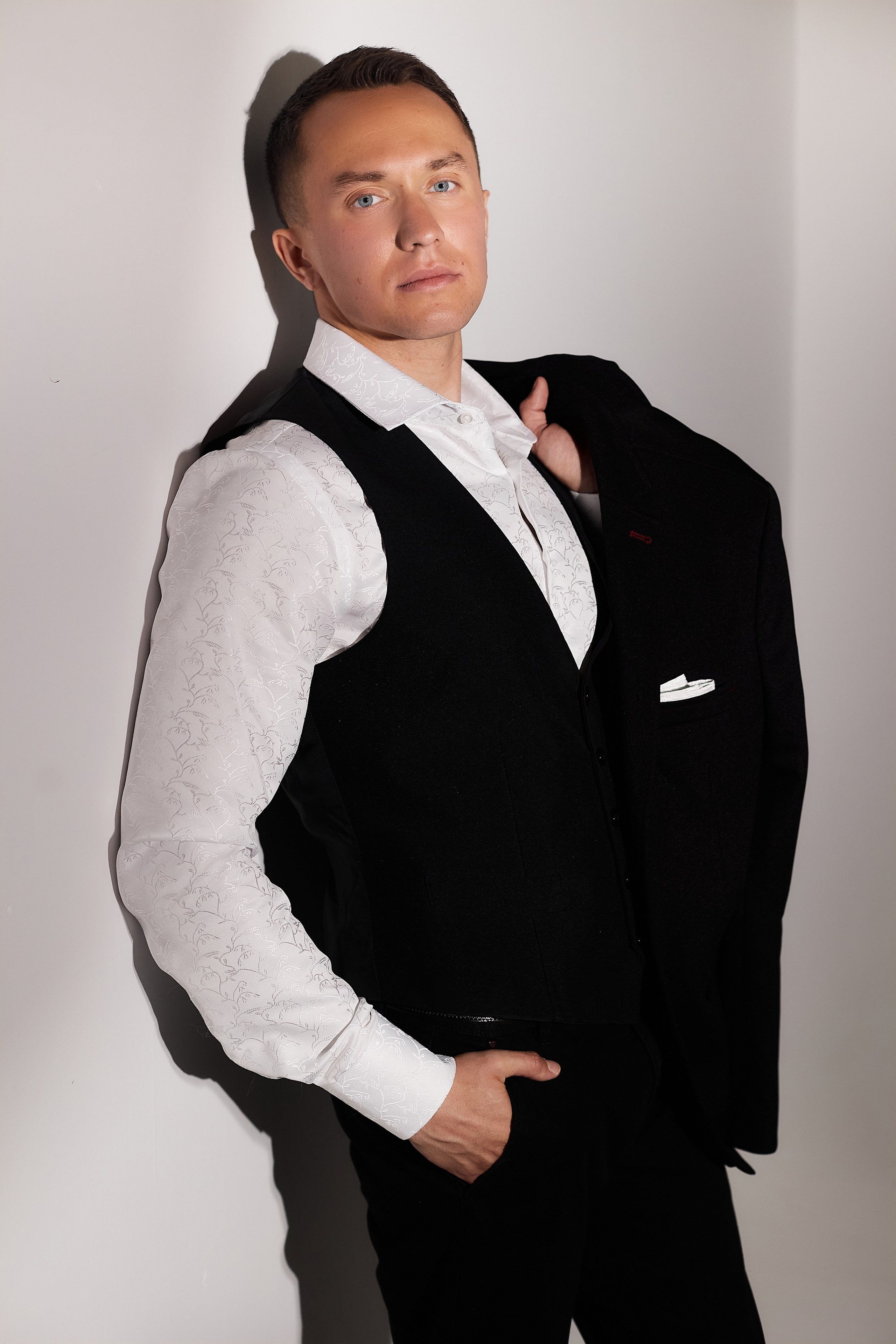 GENTLEMAN. Виктория Ларина — Портретный профессиональный фотограф в Иркутске