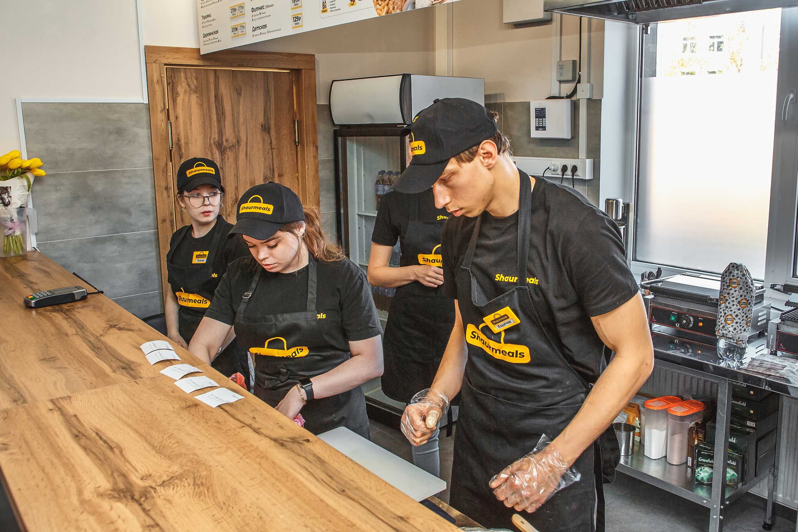 Открытие Shaurmeals. Культурная шаверма Санкт-Петербург. Предметный и семейный фотограф в Санкт-Петербурге Катерина Стеклова