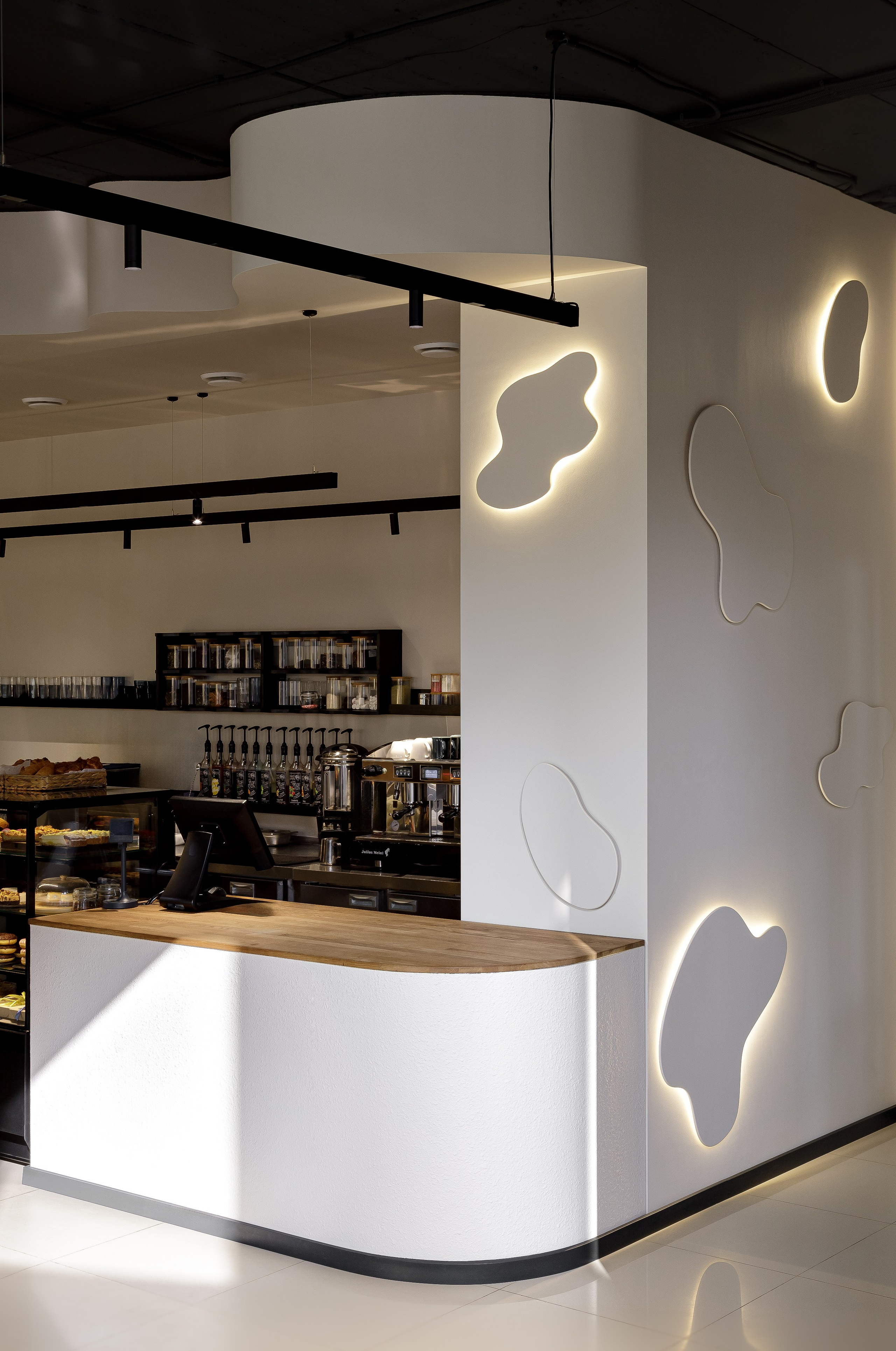 Кафе «Coffee Town». Дизайнер Георгий Хатнюк. Интерьерный фотограф в Краснодарском крае Светлана Шурлова