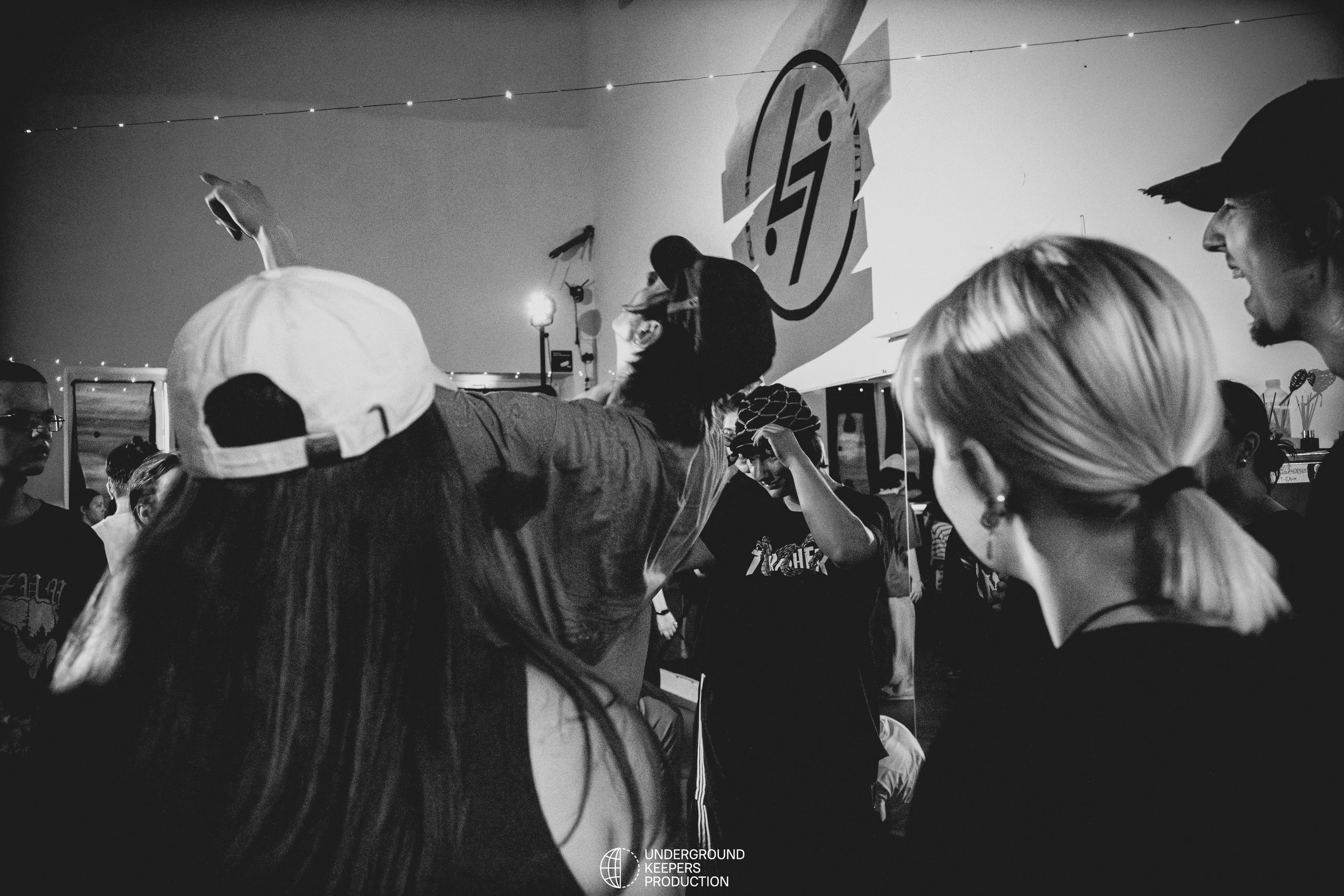 LORDS JAM 18/10 (@youlovebu). Соня бу тебя сфоткала