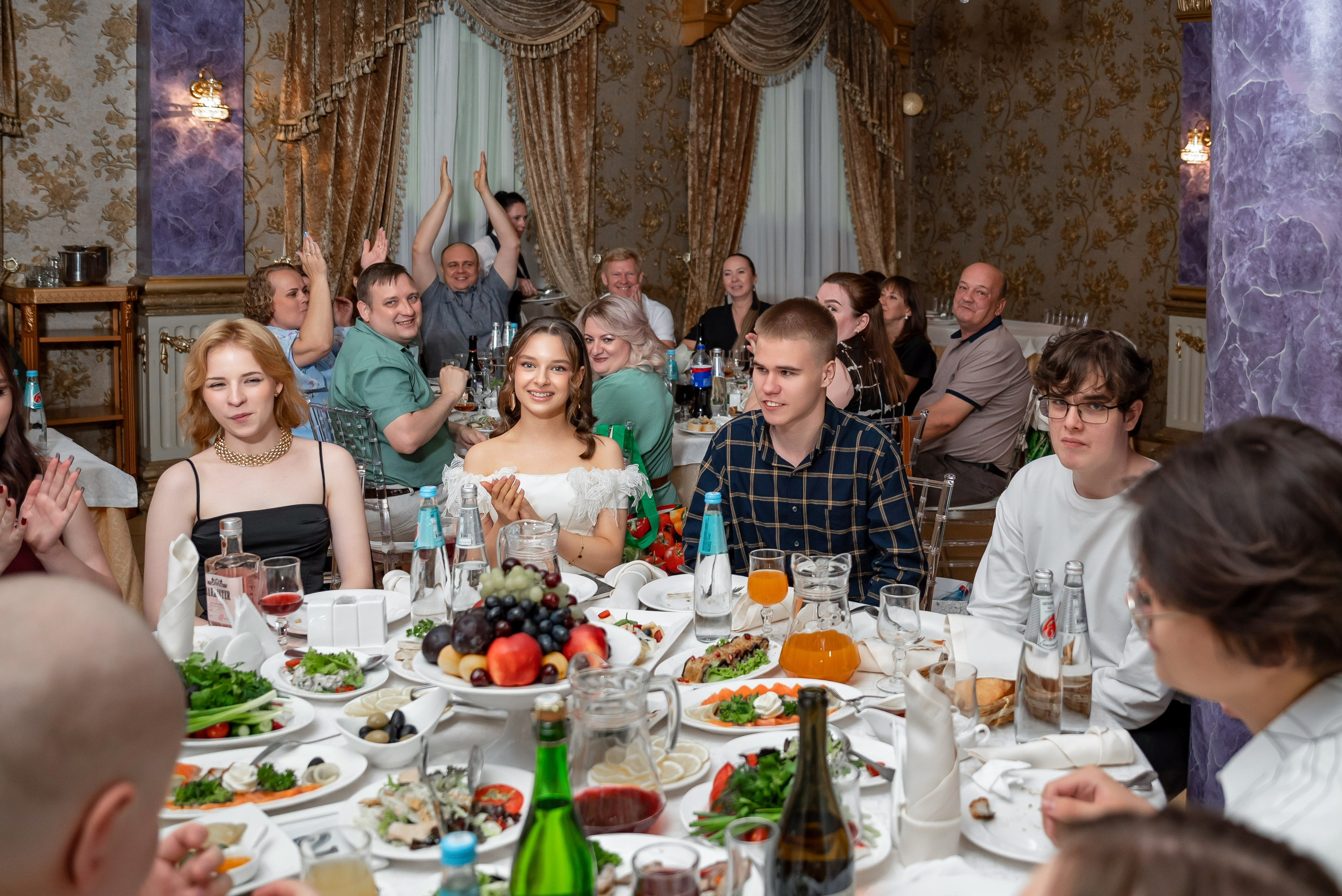 Выпускной Гимназия 18. Фотограф семейный мероприятия Краснодар Анапа Геленджик Новороссийск Поборежье