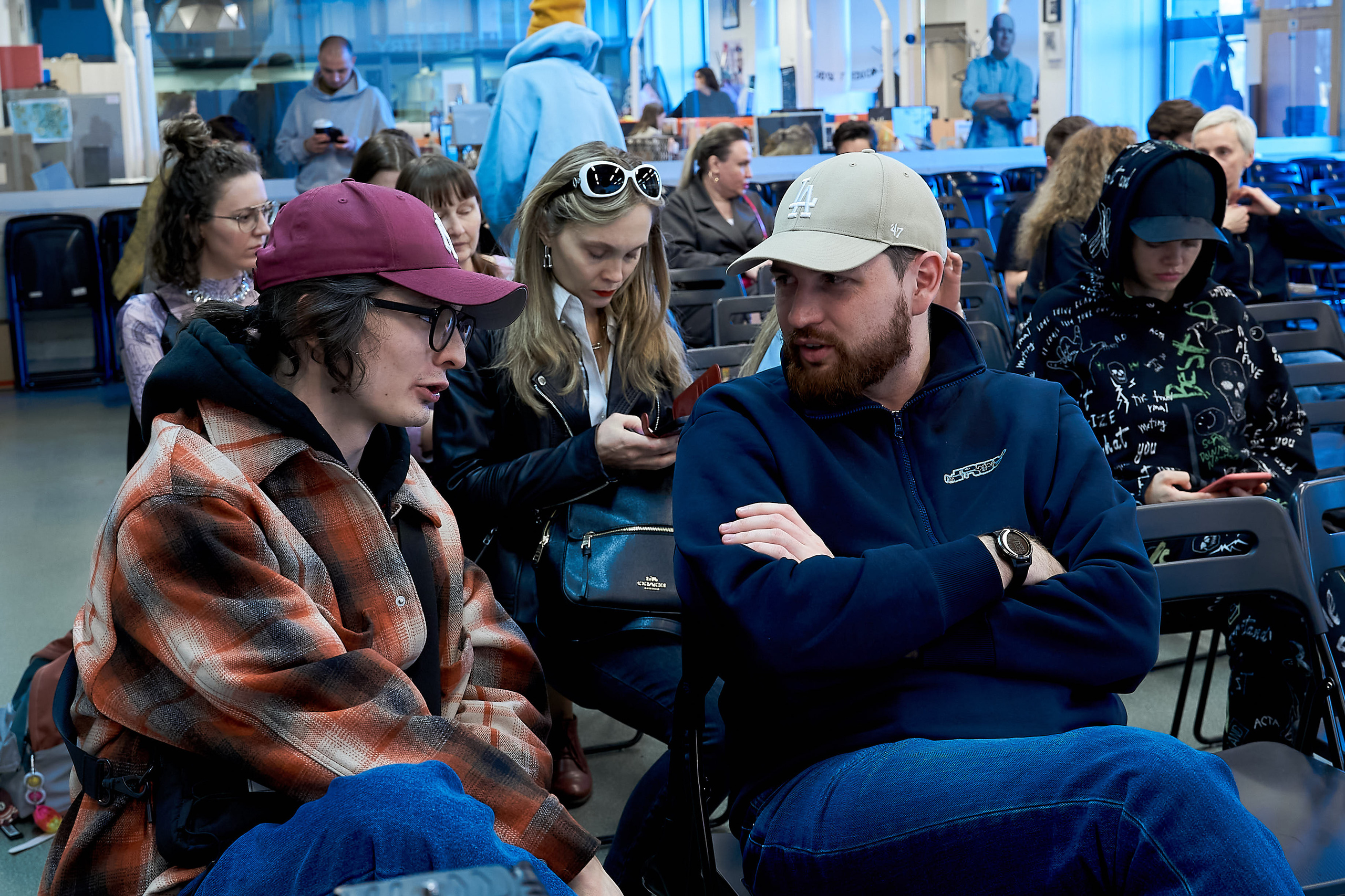 Open-talk с представителями онлайн-платформ. Репортажный ивент фотограф в Москве Александр Гладкий