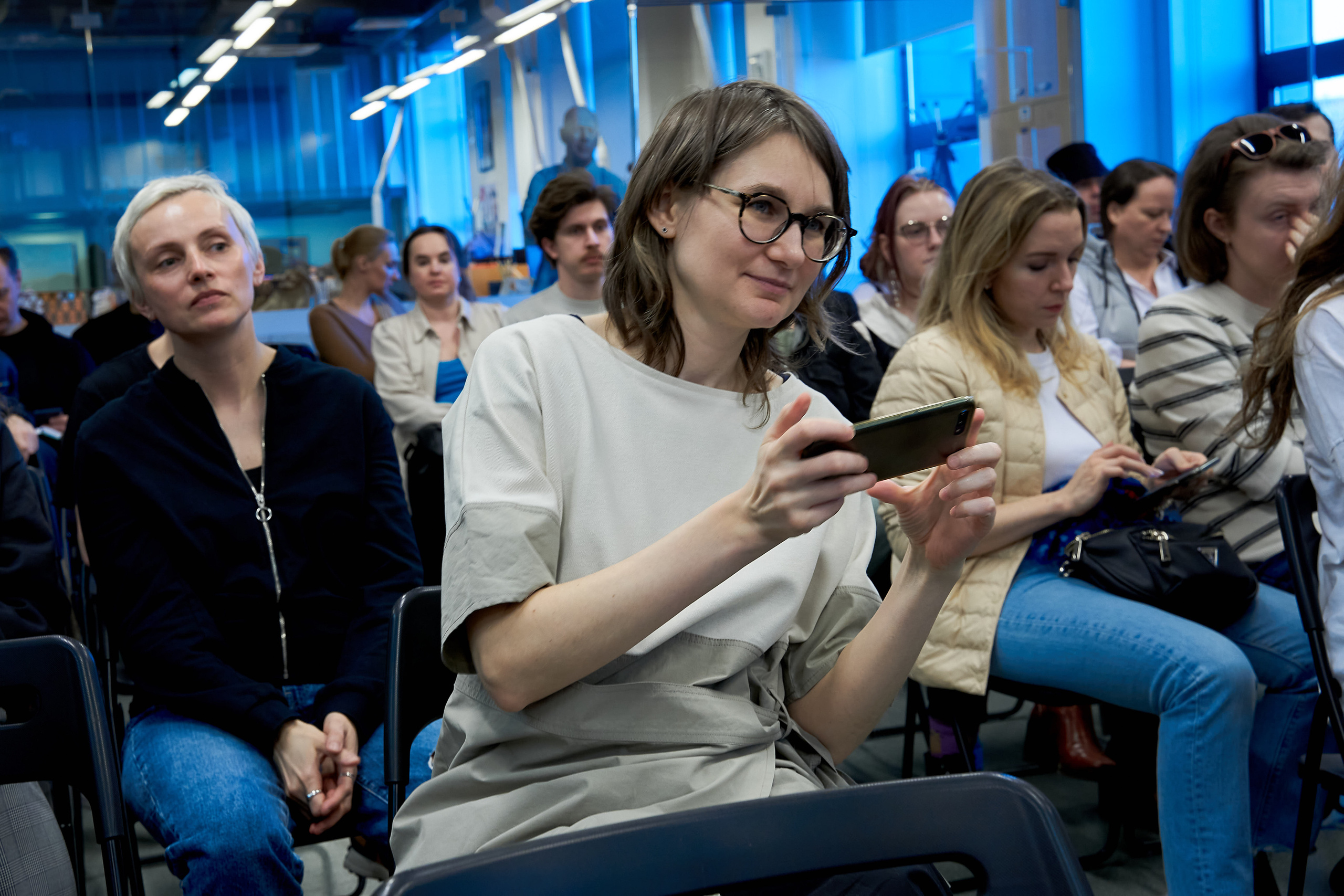 Open-talk с представителями онлайн-платформ. Репортажный ивент фотограф в Москве Александр Гладкий