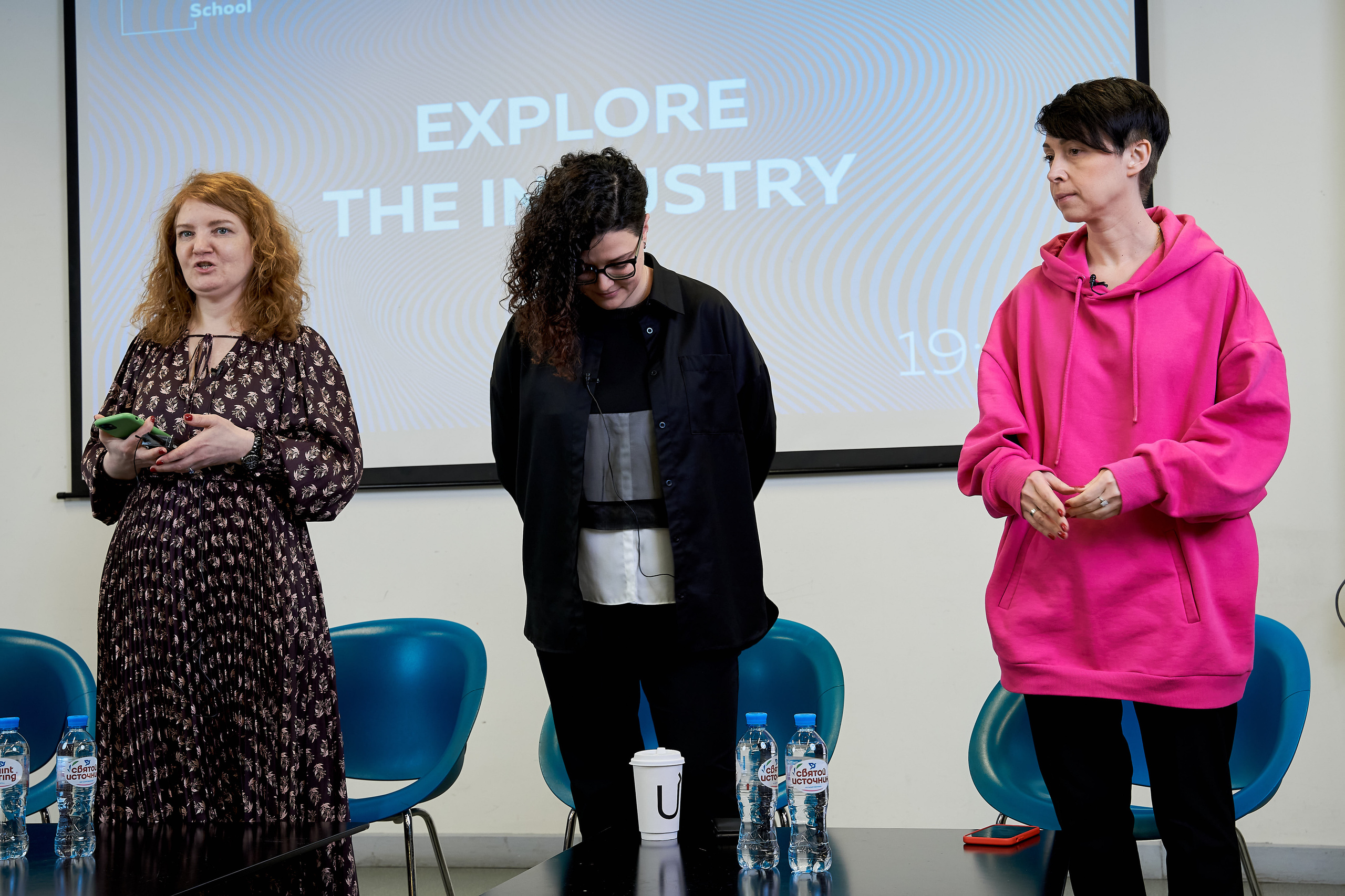 Open-talk с представителями онлайн-платформ. Репортажный ивент фотограф в Москве Александр Гладкий