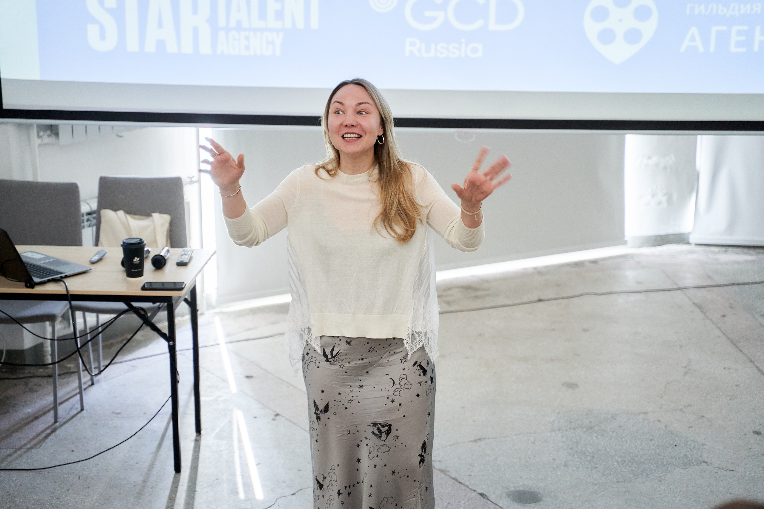 Воркшоп 18.04.22 «Святая Анна 29.». Reportage event photographer in Moscow Alexander Gladkiy