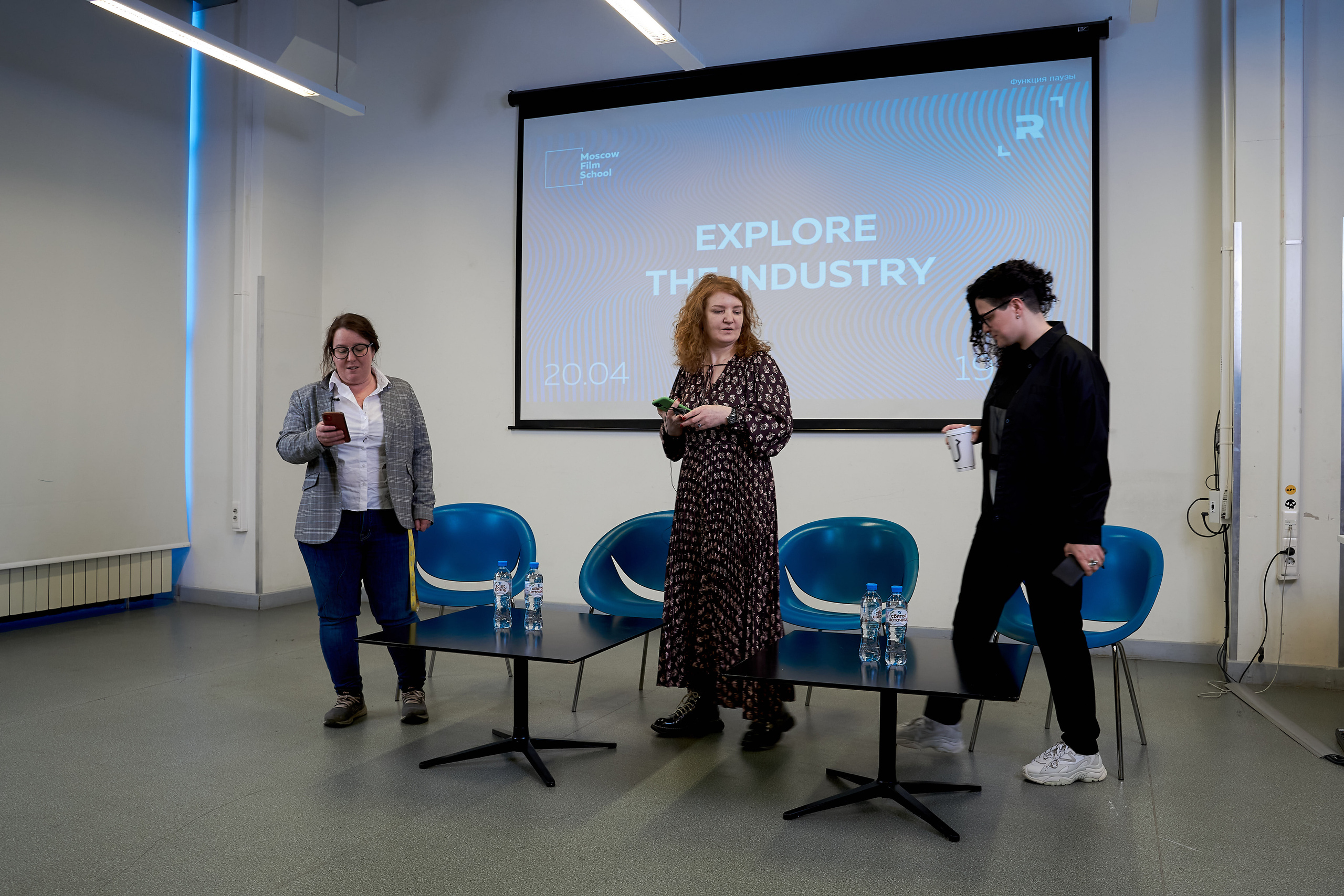 Open-talk с представителями онлайн-платформ. Репортажный ивент фотограф в Москве Александр Гладкий