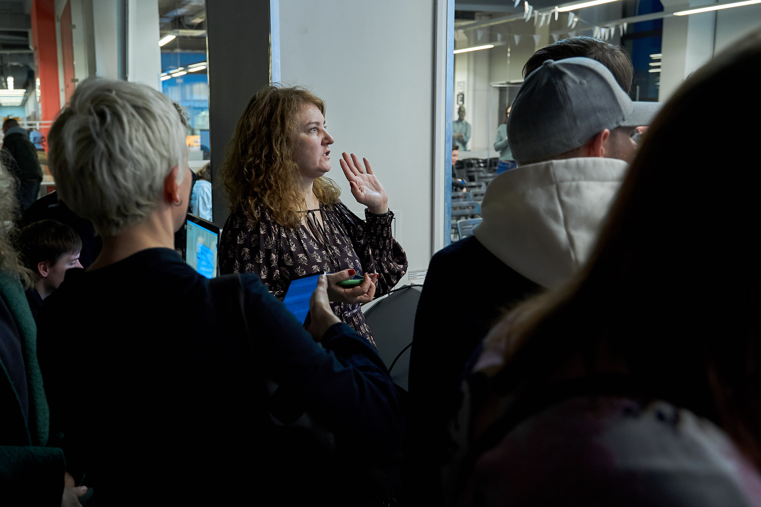 Open-talk с представителями онлайн-платформ. Репортажный ивент фотограф в Москве Александр Гладкий