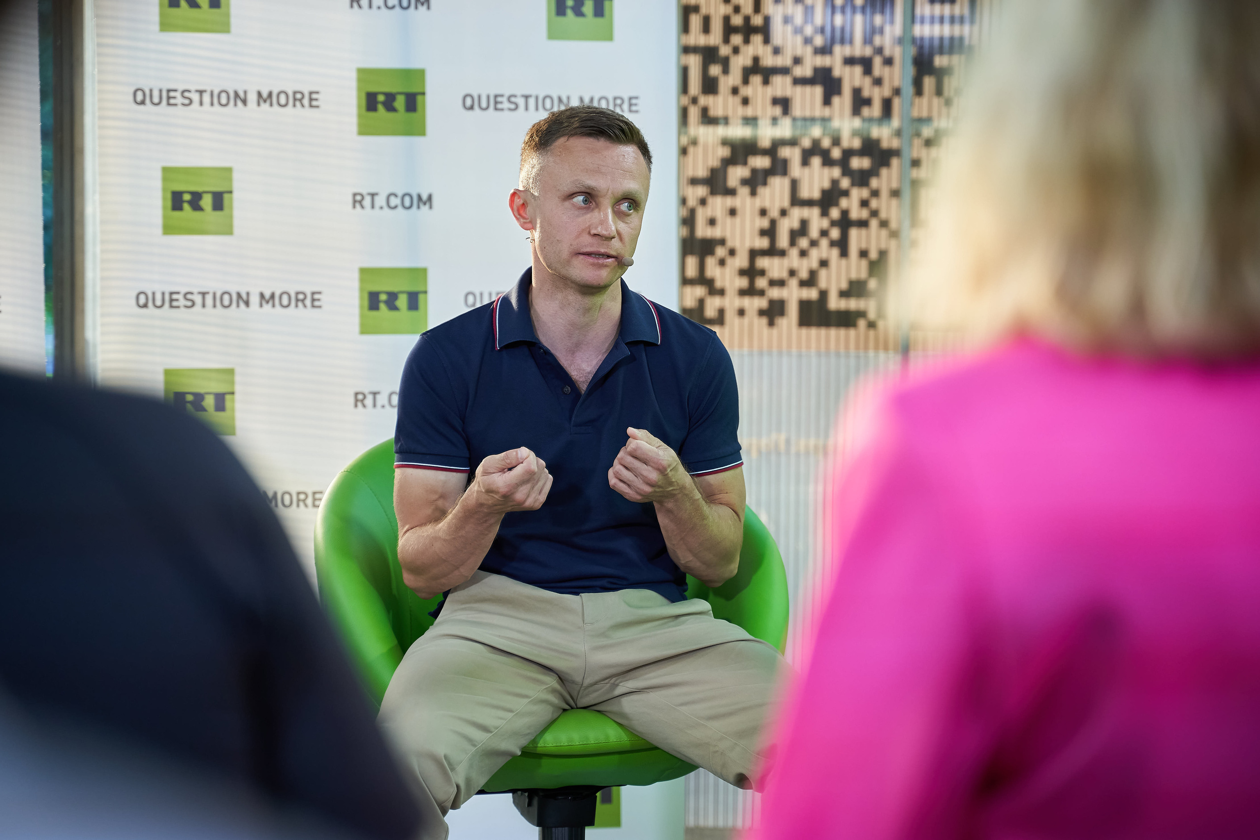 RT School in MUZEON. Reportage event photographer in Moscow Alexander Gladkiy