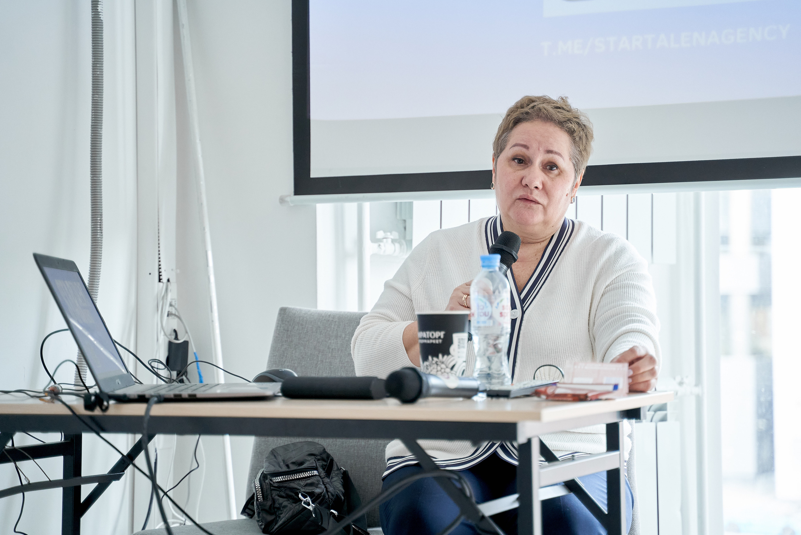 Воркшоп 18.04.22 «Святая Анна 29.». Reportage event photographer in Moscow Alexander Gladkiy