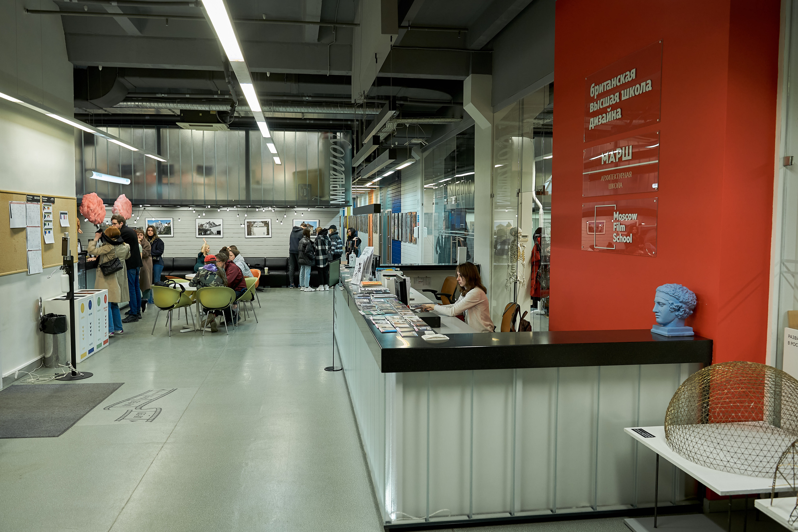 Open-talk с представителями онлайн-платформ. Репортажный ивент фотограф в Москве Александр Гладкий